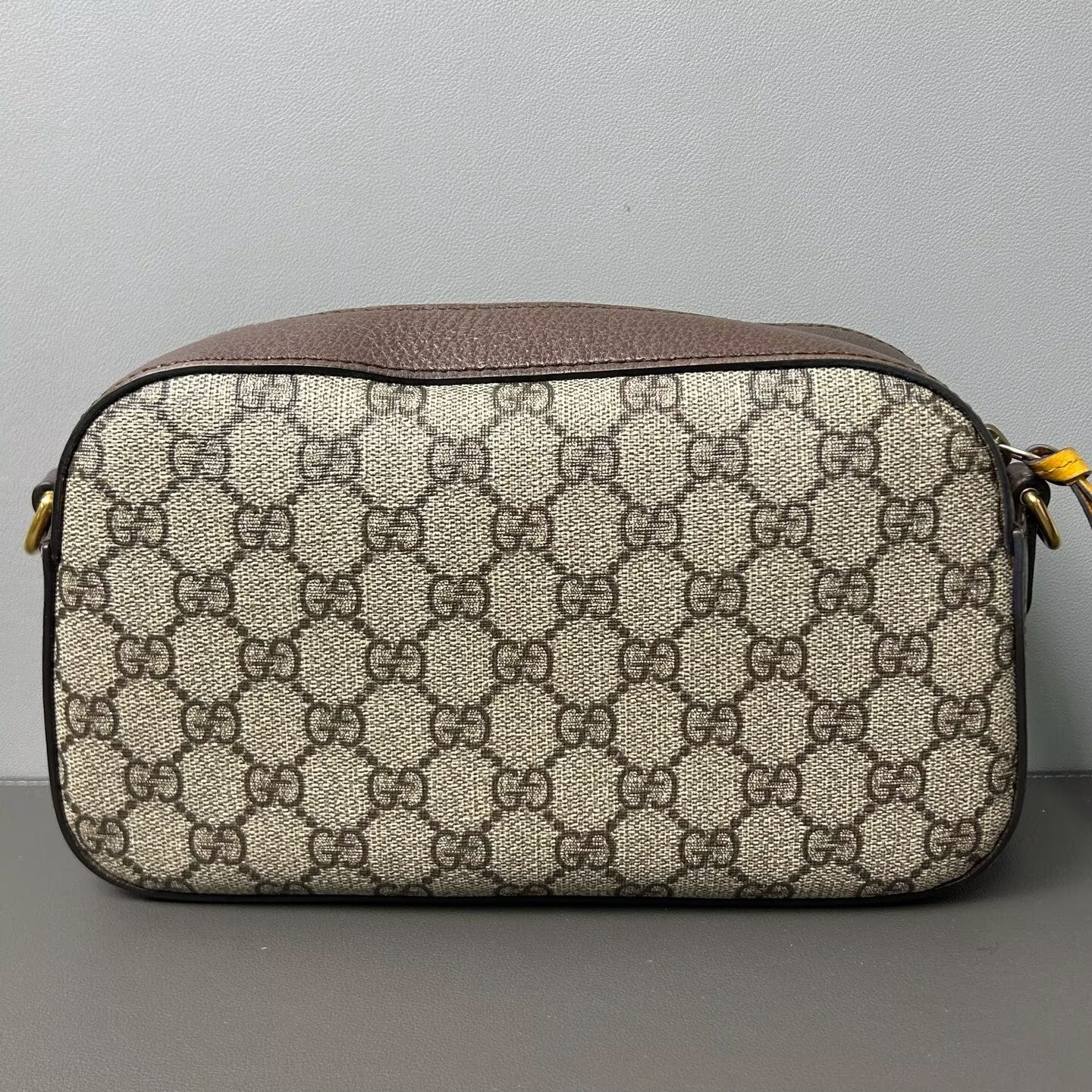 Gucci - Tiger Head Camera Bag - GG Supreme canvas with brown leather trim - Brown - (Small)