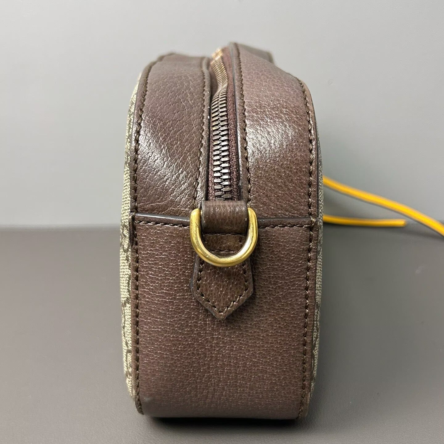 Gucci - Tiger Head Camera Bag - GG Supreme canvas with brown leather trim - Brown - (Small)