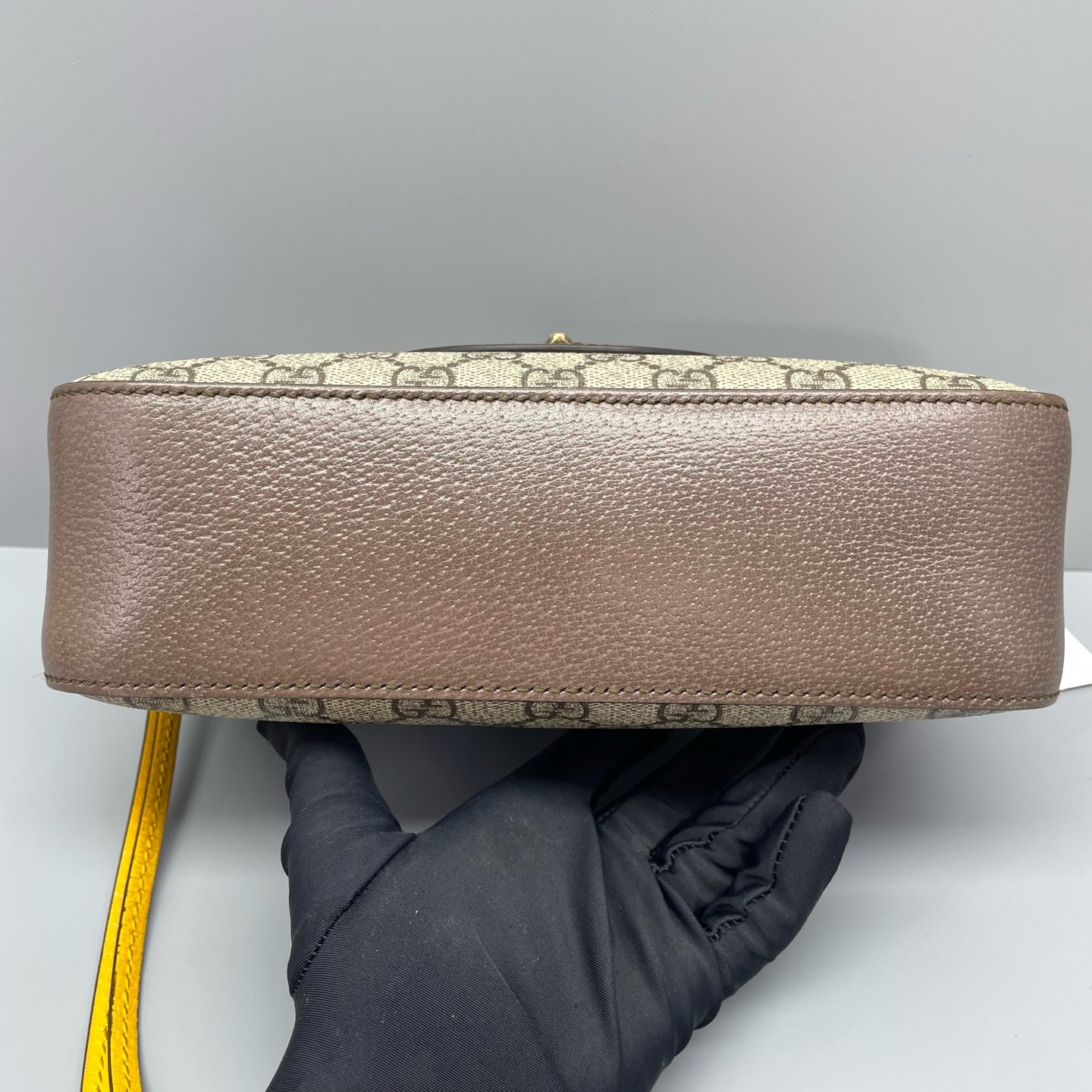 Gucci - Tiger Head Camera Bag - GG Supreme canvas with leather trim - Beige and Brown - (Small)