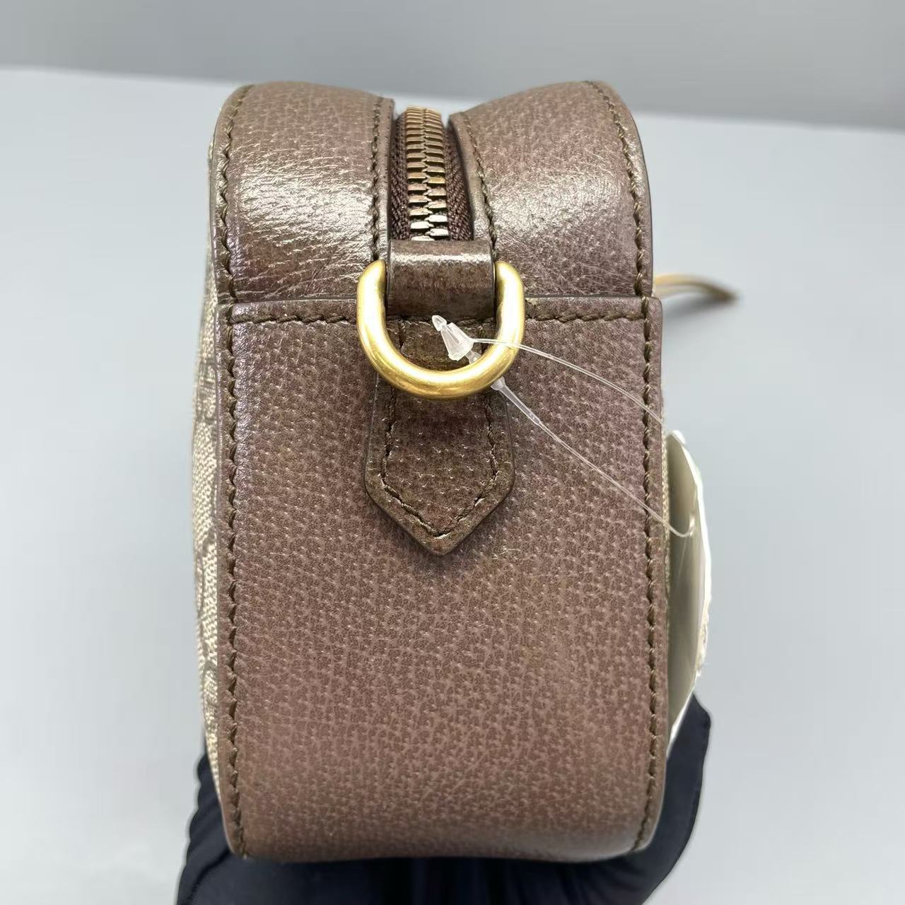 Gucci - Tiger Head Camera Bag - GG Supreme canvas with leather trim - Beige and Brown with Yellow Accents - (small)
