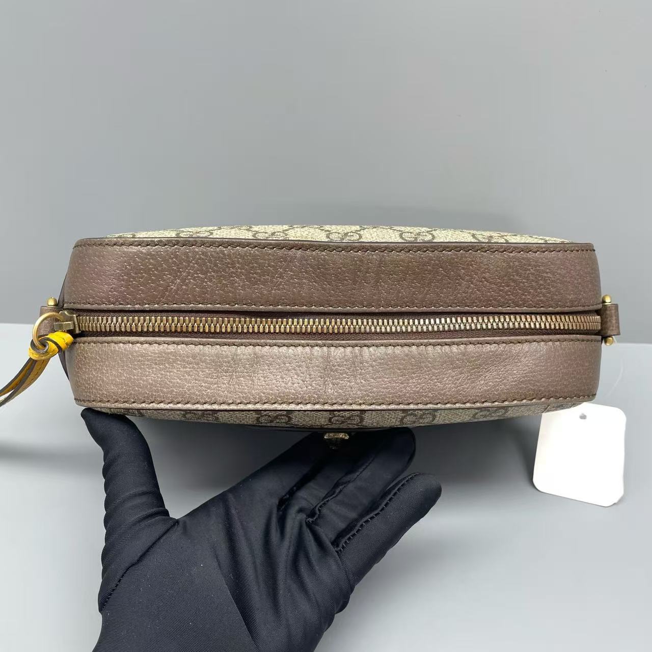 Gucci - Tiger Head Camera Bag - GG Supreme canvas with leather trim - Beige and Brown with Yellow Accents - (small)