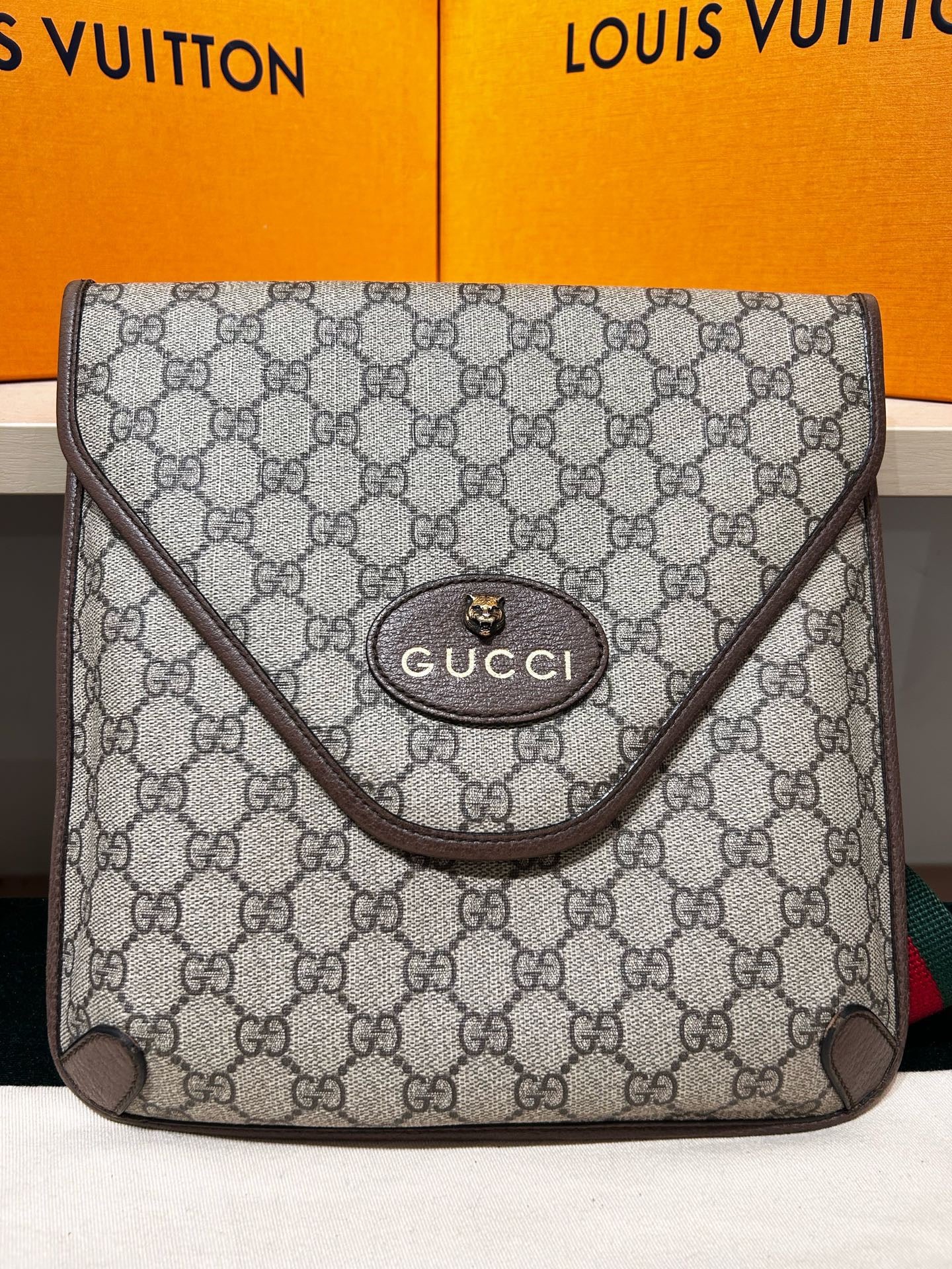 Gucci - Tiger Head Messenger Bag - Coated canvas with leather trim - Beige and Brown - (Medium)