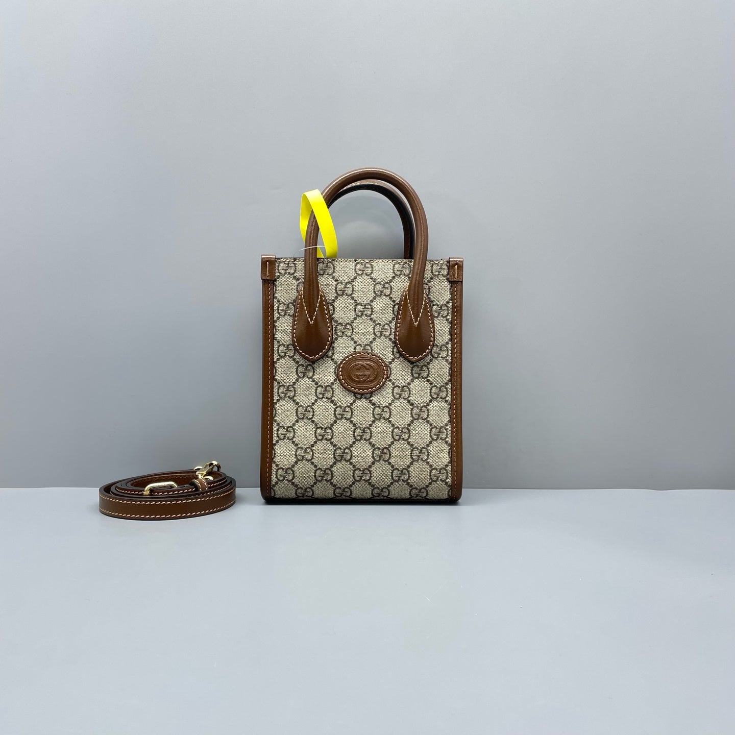 Gucci - Vertical Tote Bag - GG Supreme canvas with leather trim - Beige and Brown - (mini)