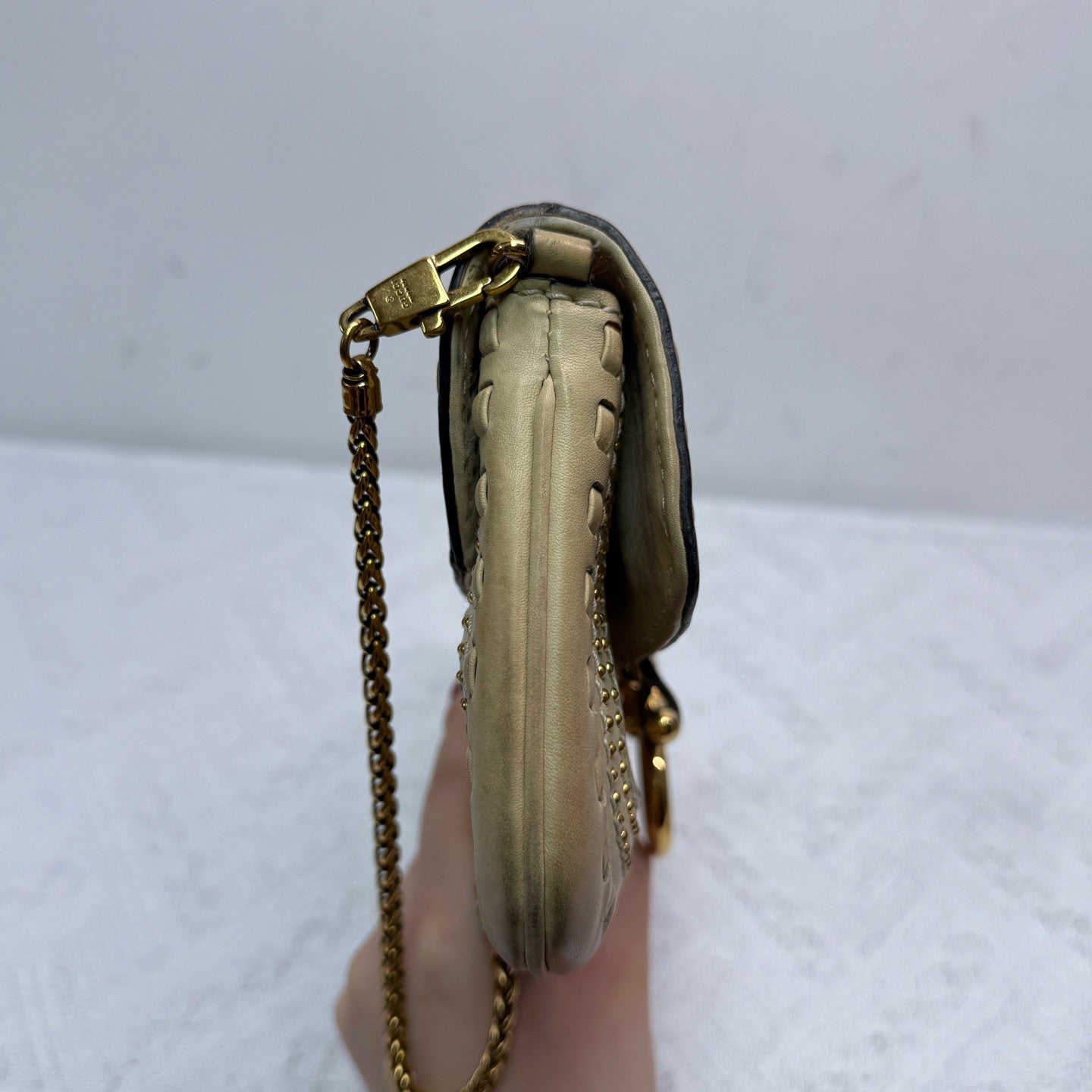 Gucci - Vintage Horsebit Rivet Shoulder Bag - Leather - Beige - (small)