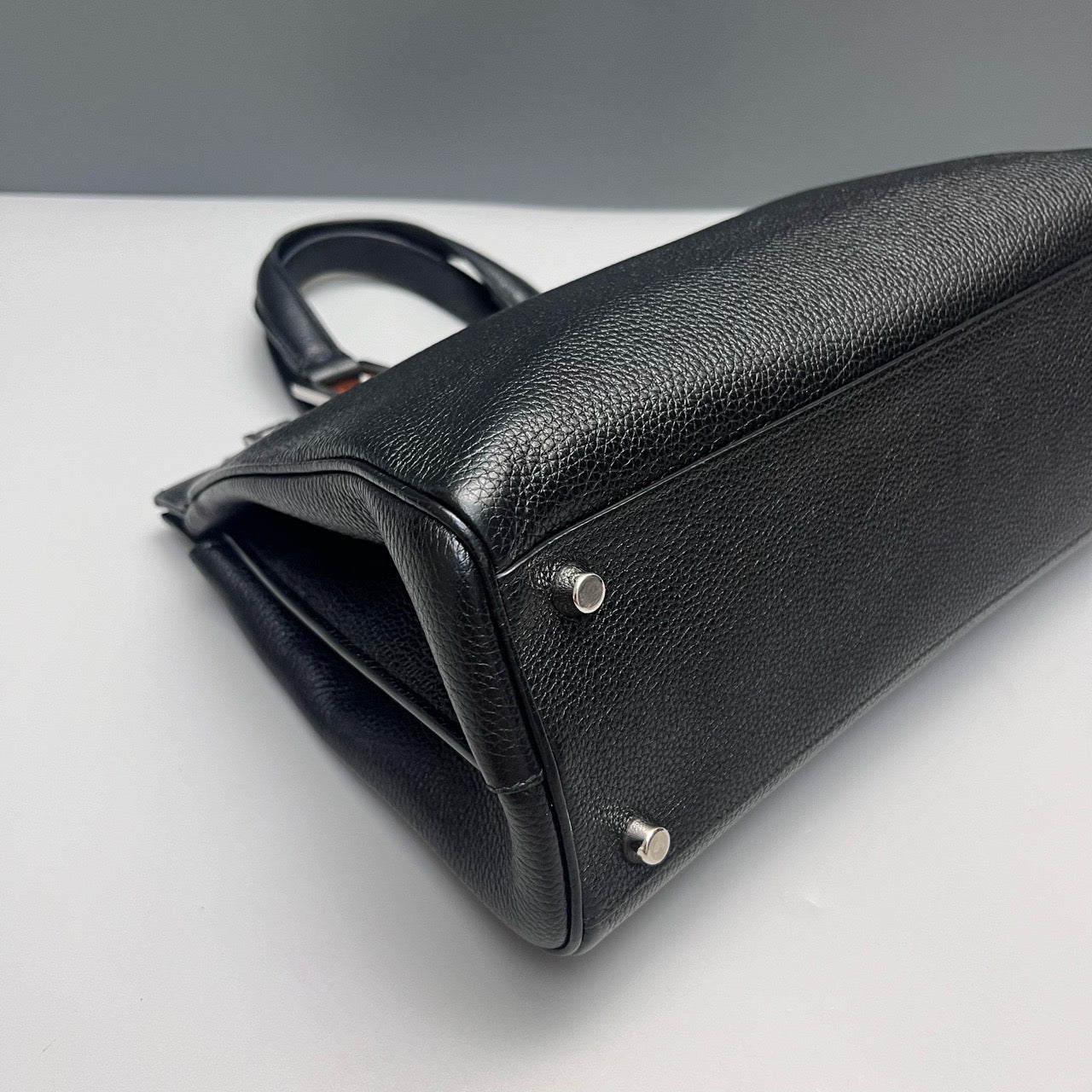 Gucci - Zumi - Leather - Black - (Medium)