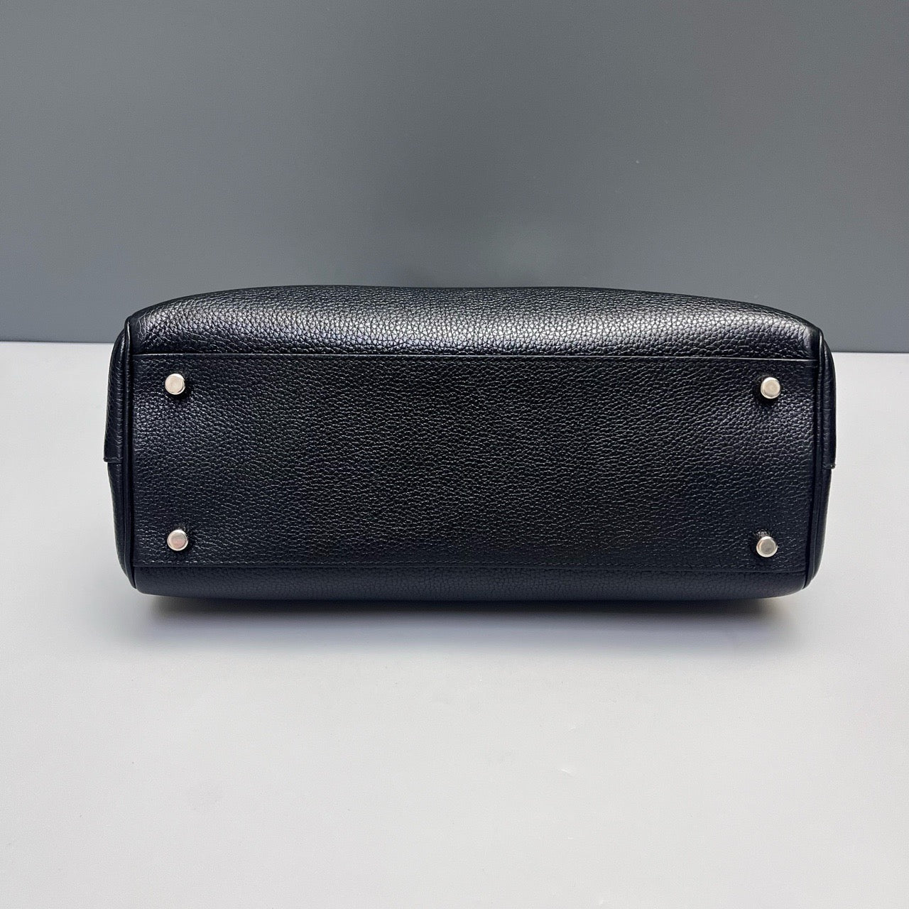 Gucci - Zumi - Leather - Black - (Medium)