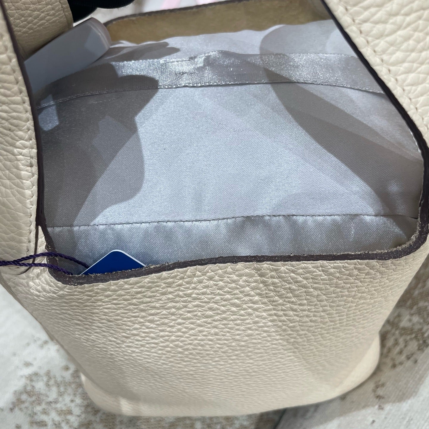 Hermès - Picotin Lock 18 - Leather - White