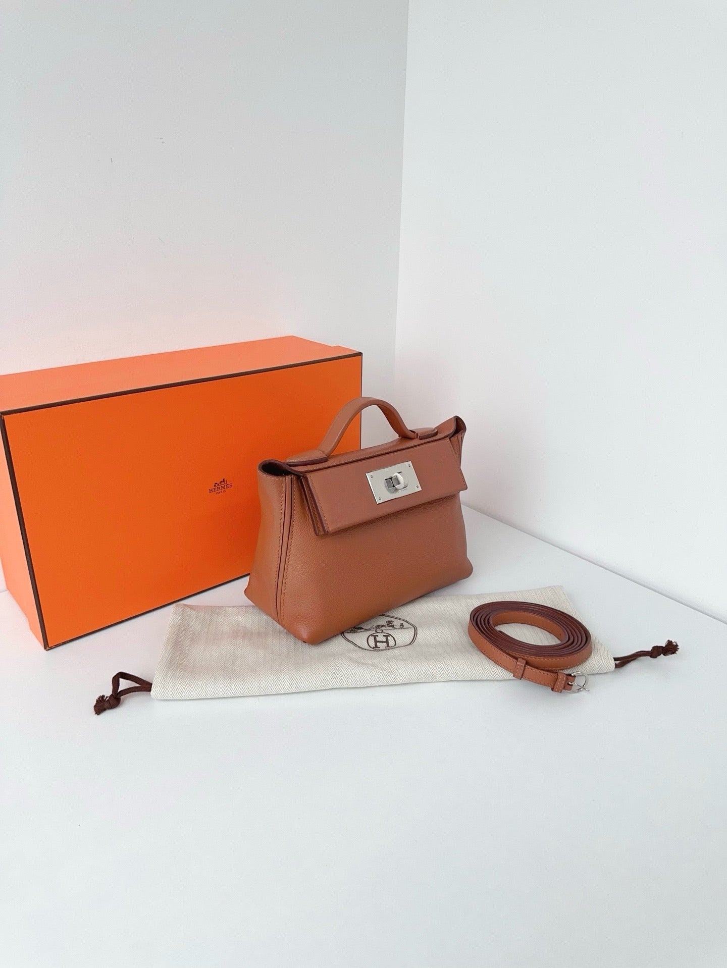 Hermès - 2424 - Leather - Brown - (mini)