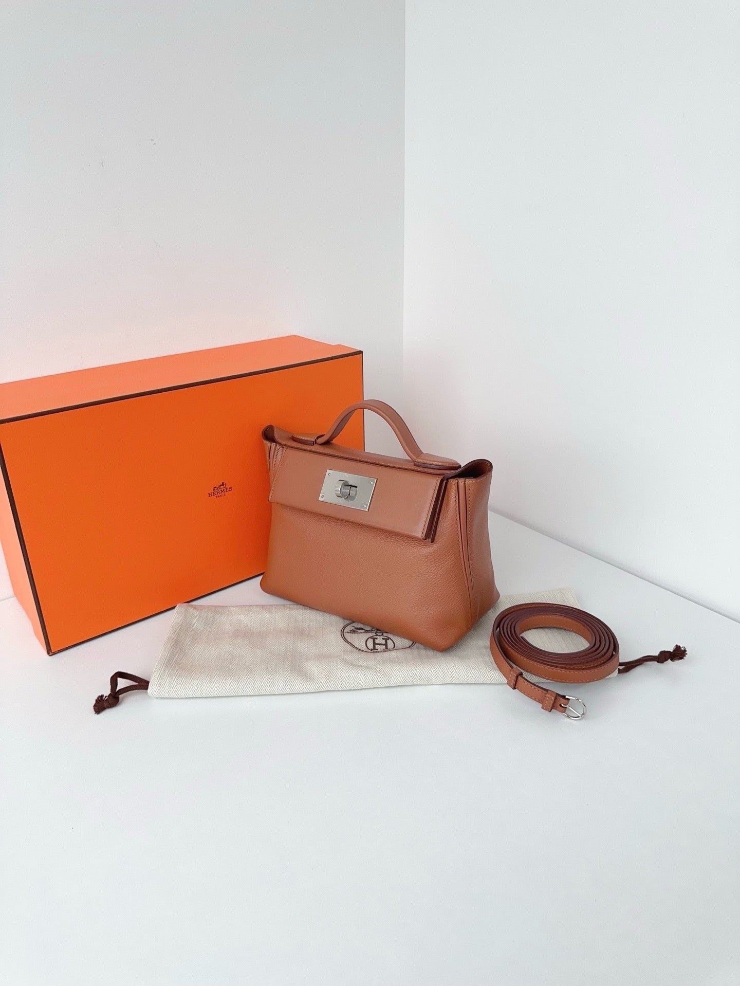 Hermès - 2424 - Leather - Brown - (mini)