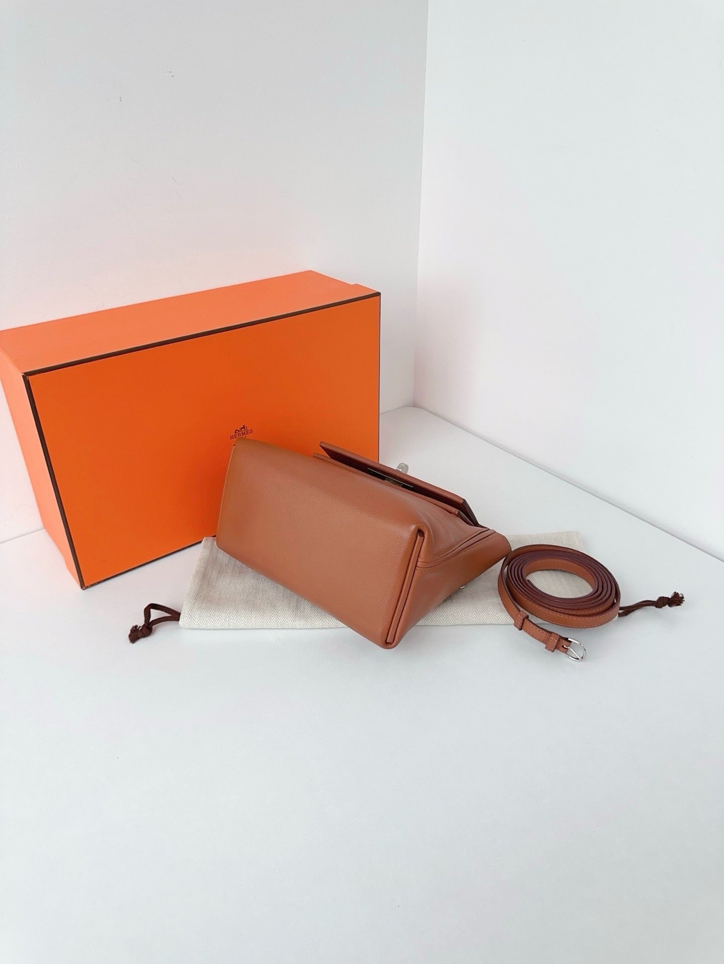 Hermès - 2424 - Leather - Brown - (mini)