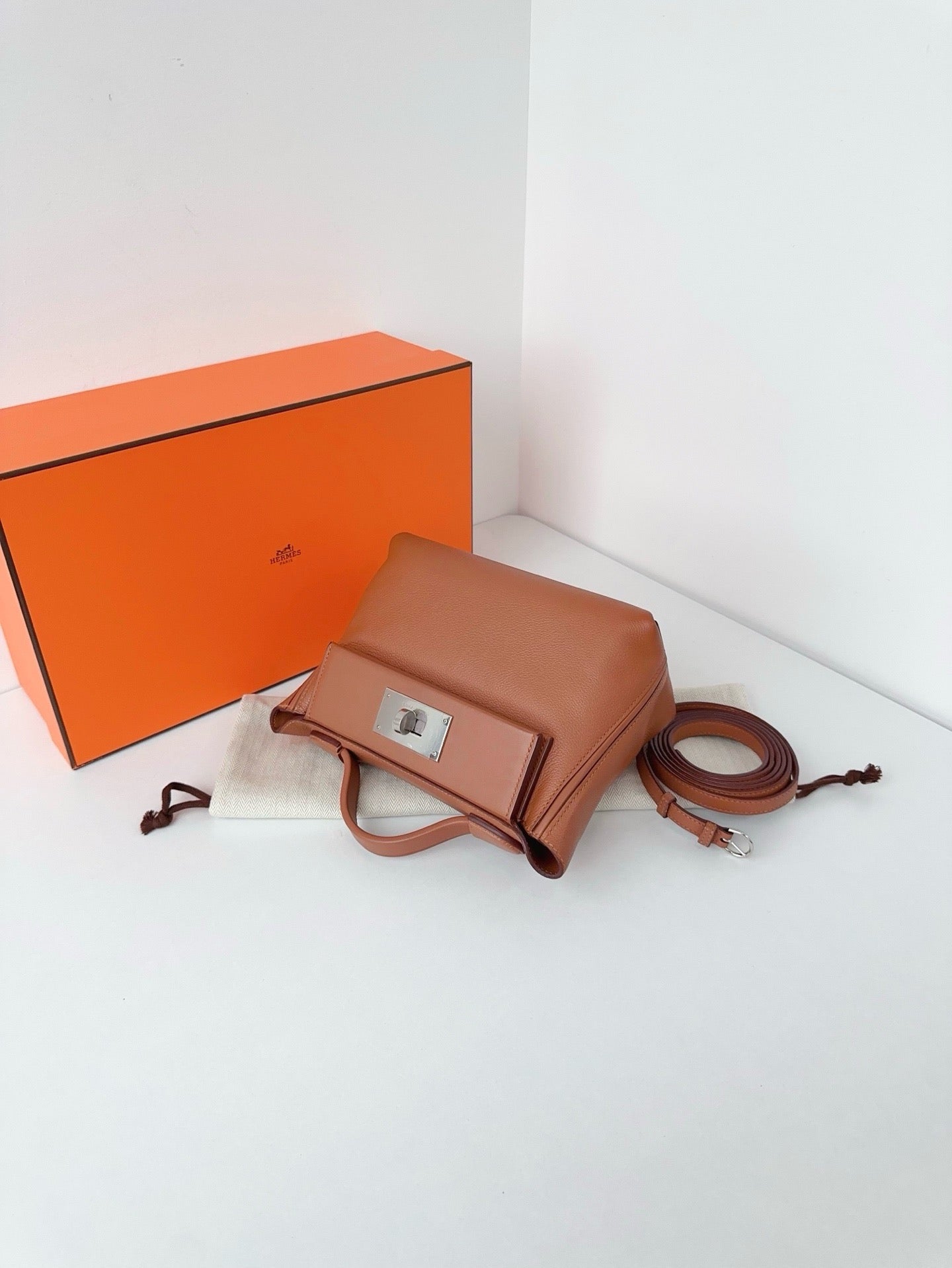 Hermès - 2424 - Leather - Brown - (mini)