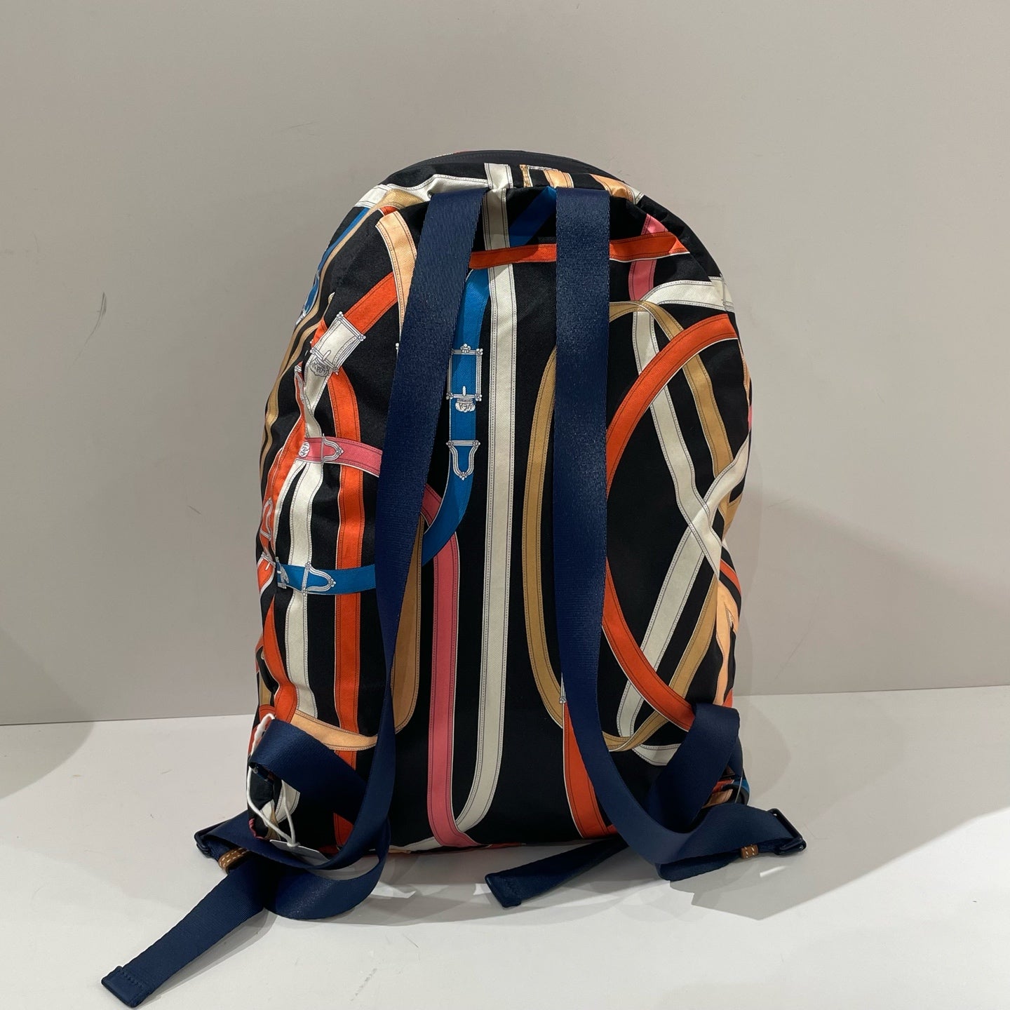 Hermès - Airsilk Backpack - Silk - Black base with multicolour belt pattern - (medium)