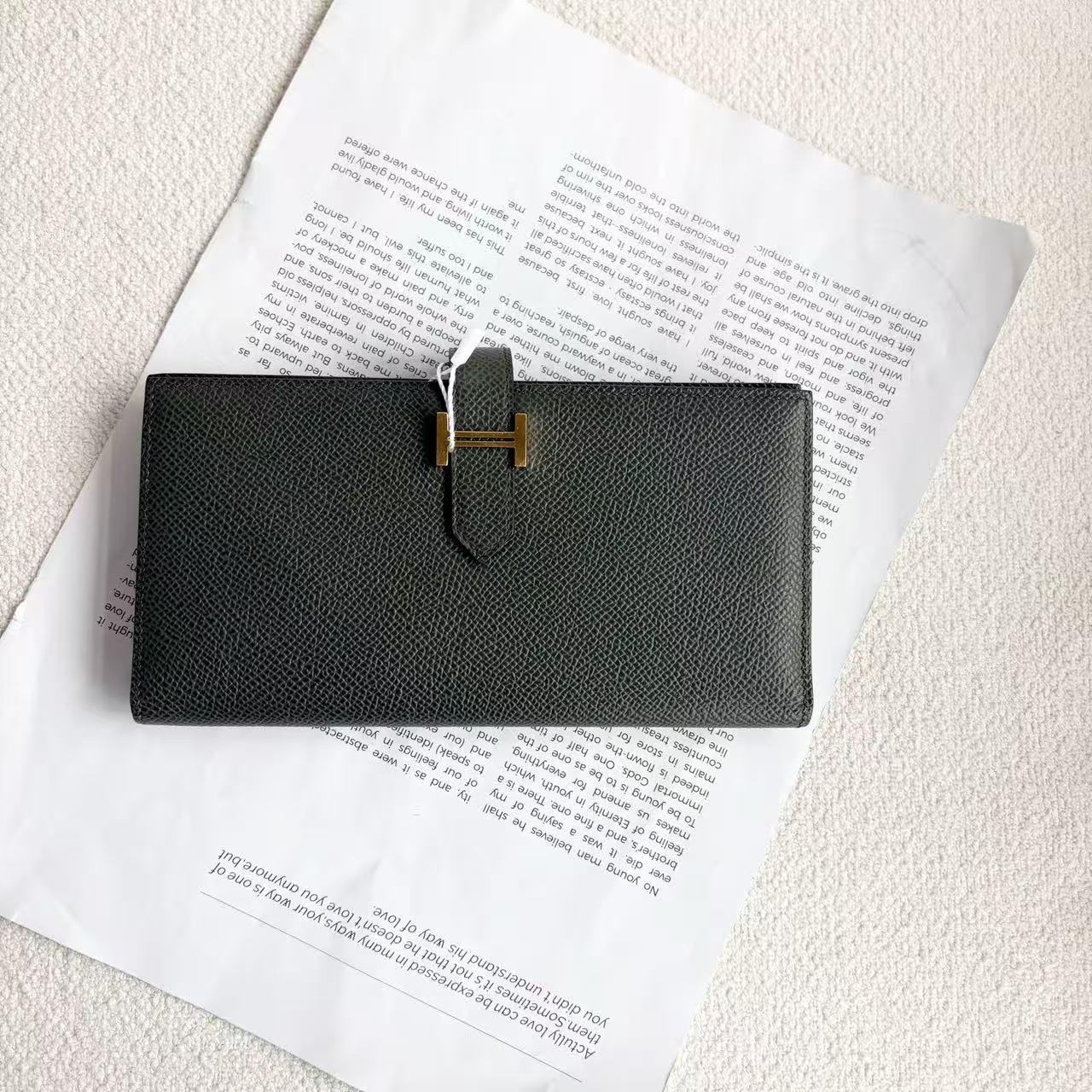 Hermès - Bearn - Epsom leather - Deep Green with Gold-Tone Hardware