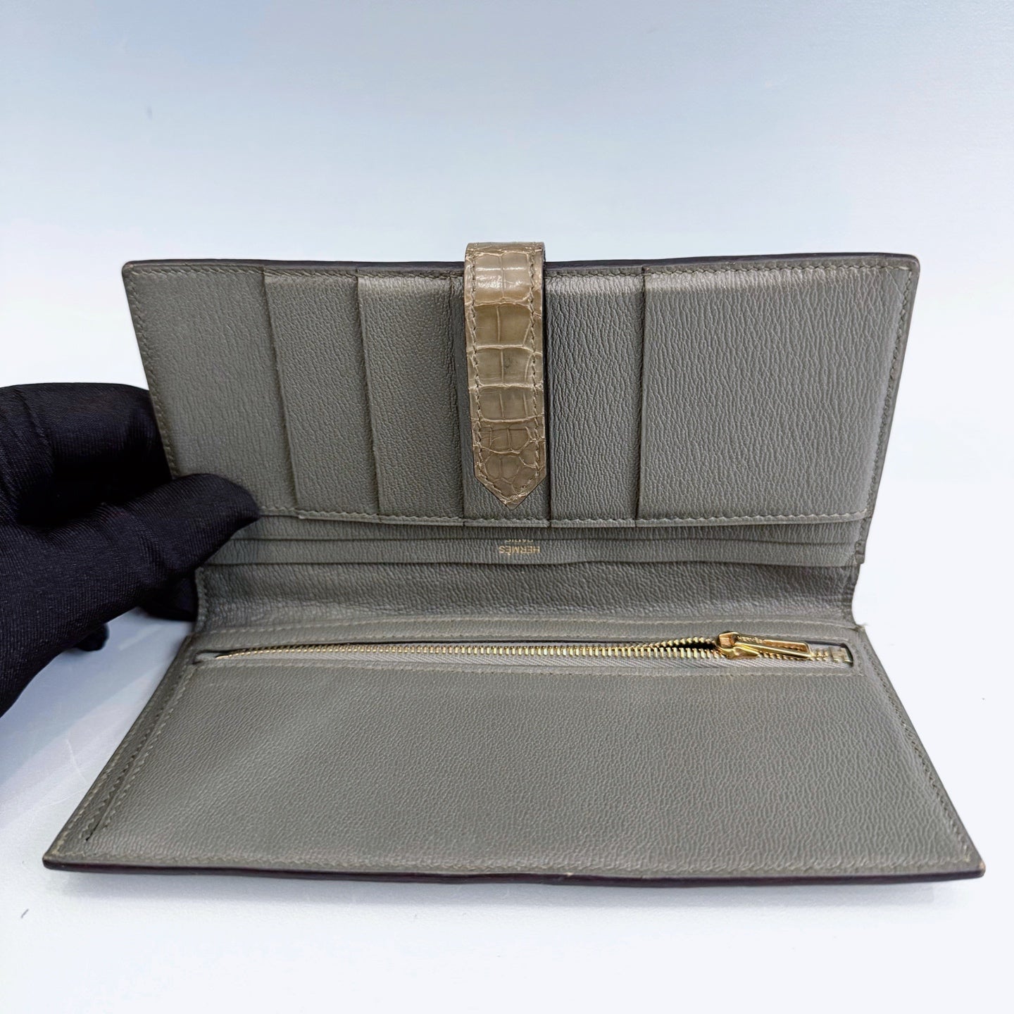 Hermès - Bearn - Exotic leathers - Crocodile - Grey