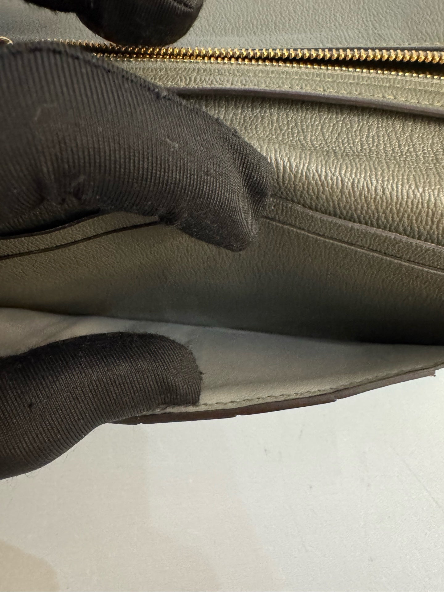 Hermès - Bearn - Exotic leathers - Crocodile - Grey