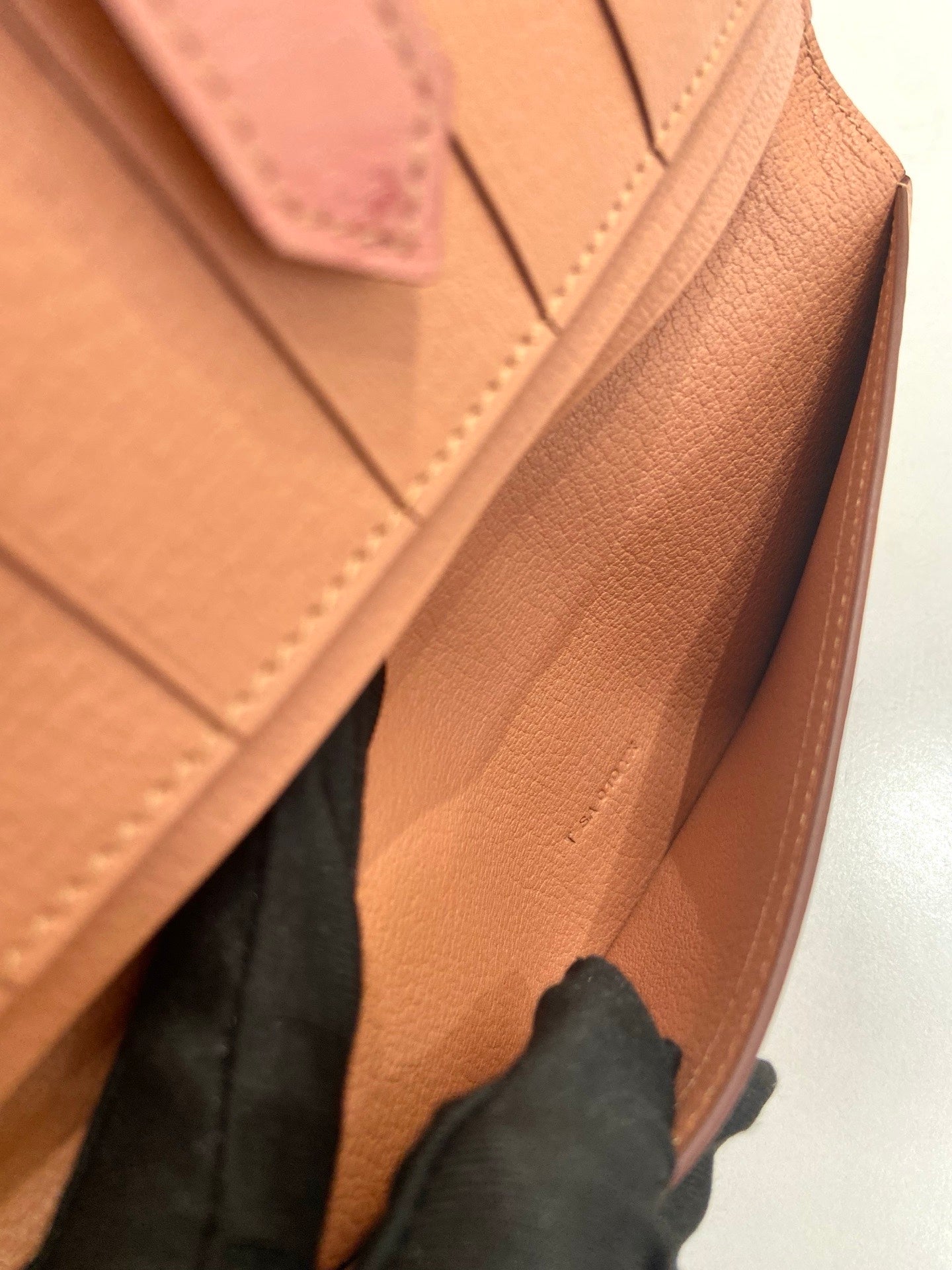 Hermes - Bearn - Exotic leathers - Ostrich - Pink - (medium)