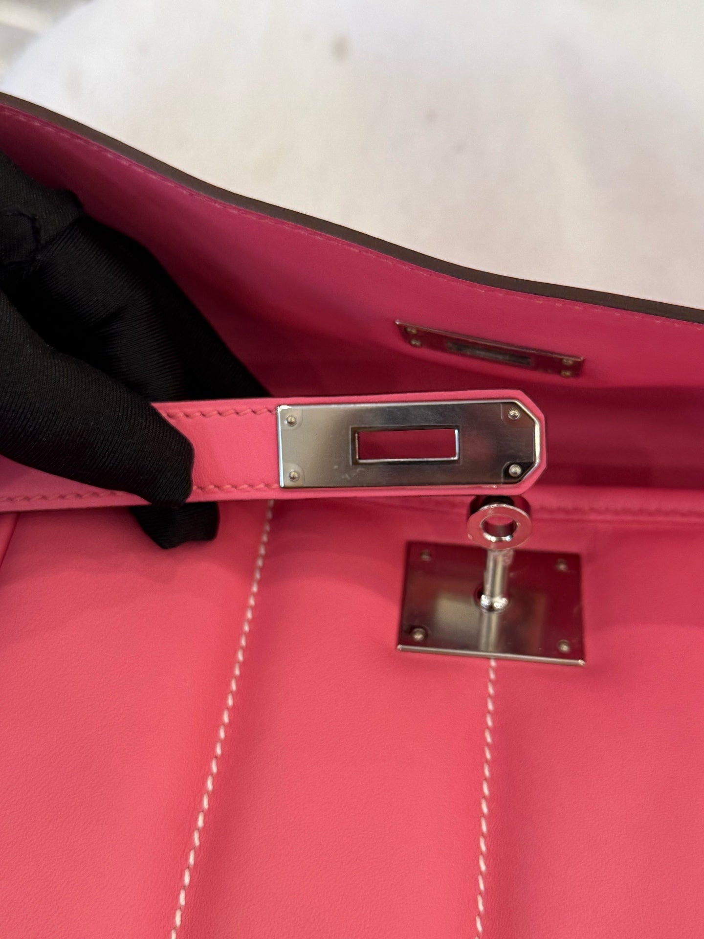 Hermès - Berline 28 - Leather - Pink - (medium)