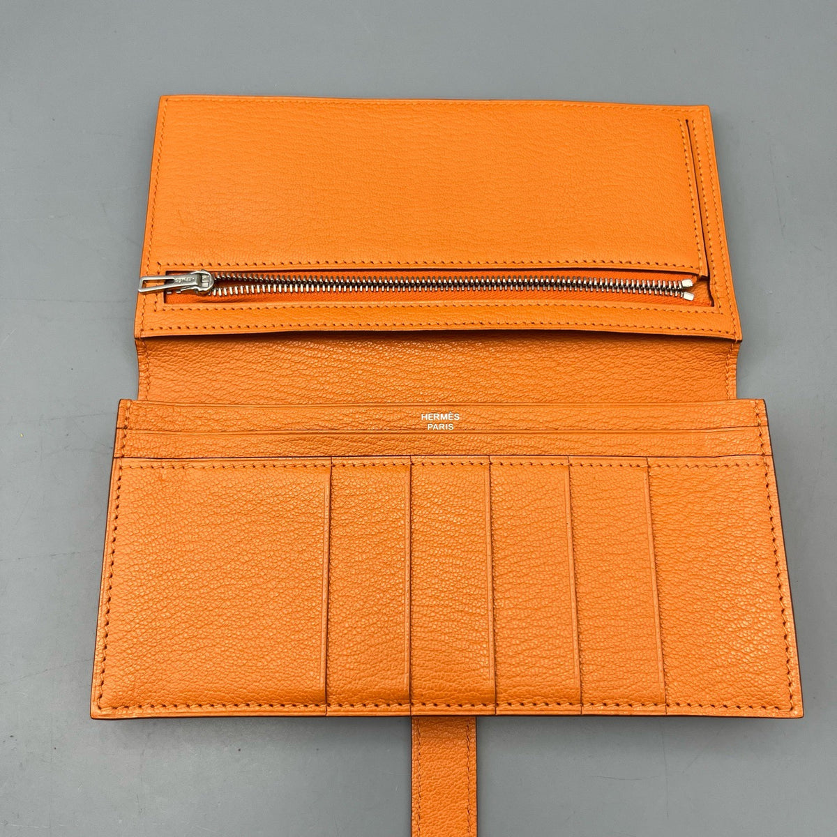 Hermes - Bi-fold Wallet - Leather - Orange