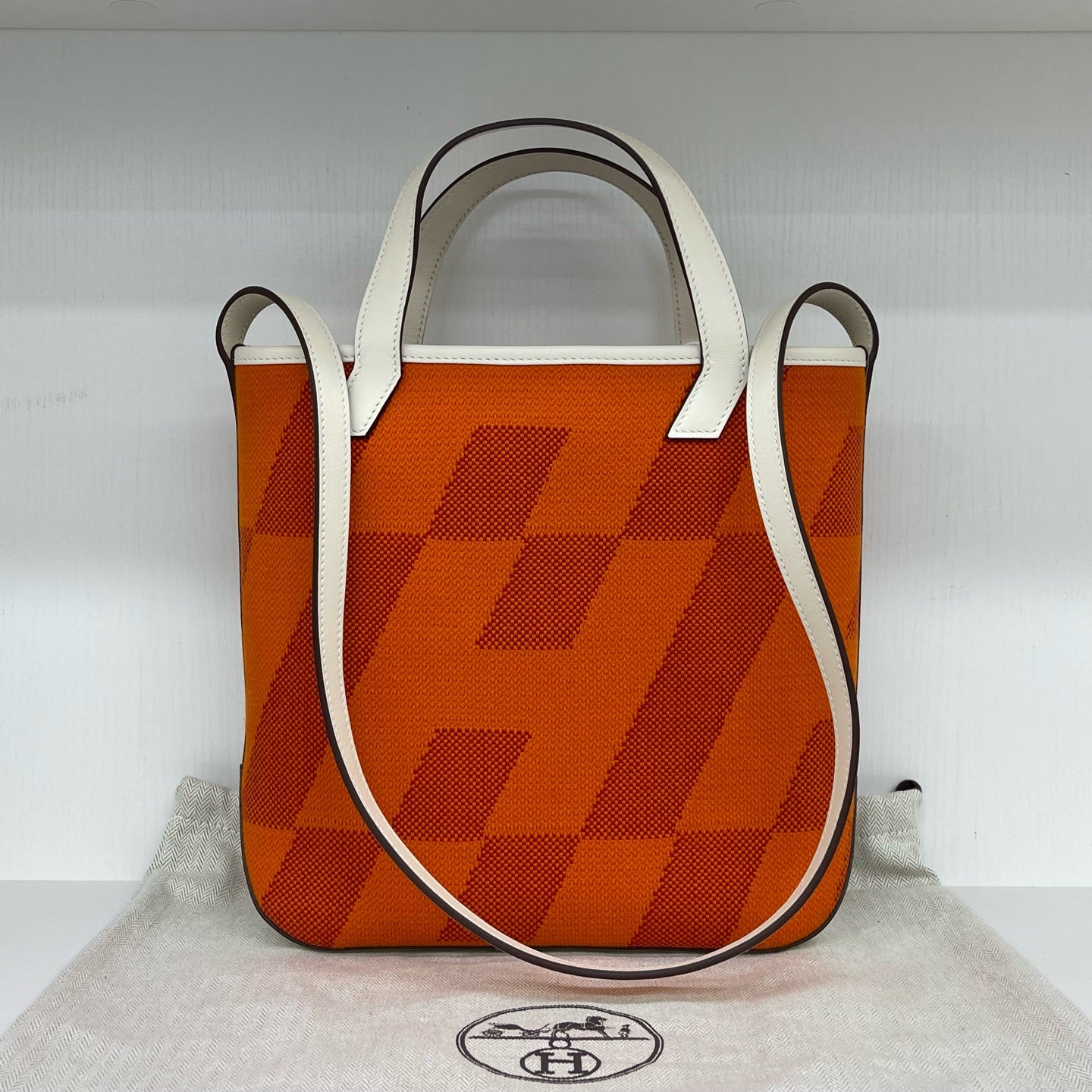 Hermès - Cabas 27 - Canvas with smooth leather trim - Orange with White accents - (Small)