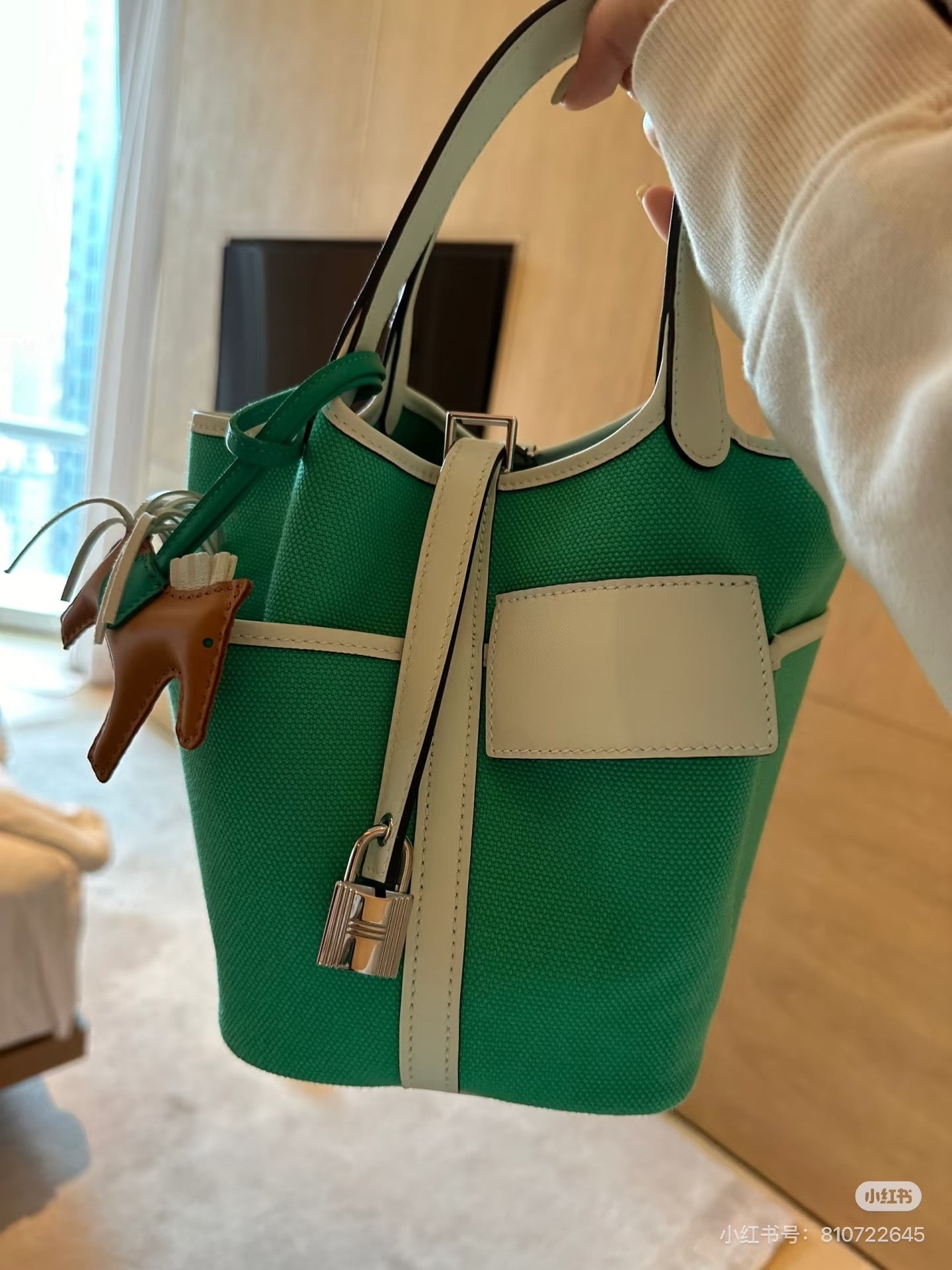 Hermès - Cargo Picotin 18 - Goeland Canvas and Swift Calfskin - Manga Green and Blanc - (mini)