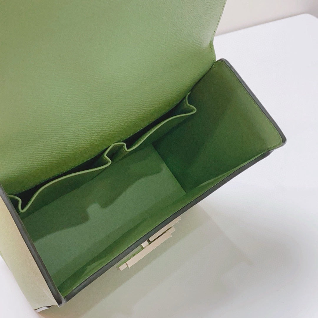 Hermès - Cinhetic big 3i - Grained leather - Avocado Green - (mini)