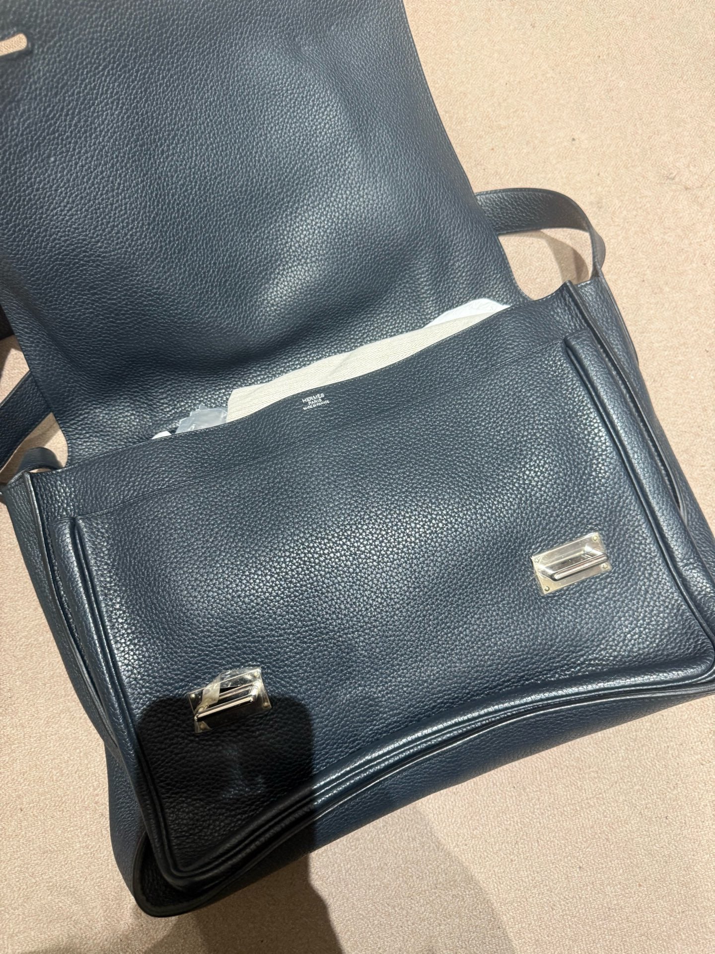 Hermès - Classic Messenger Bag - Taurillon Clemence leather - Navy - (medium)