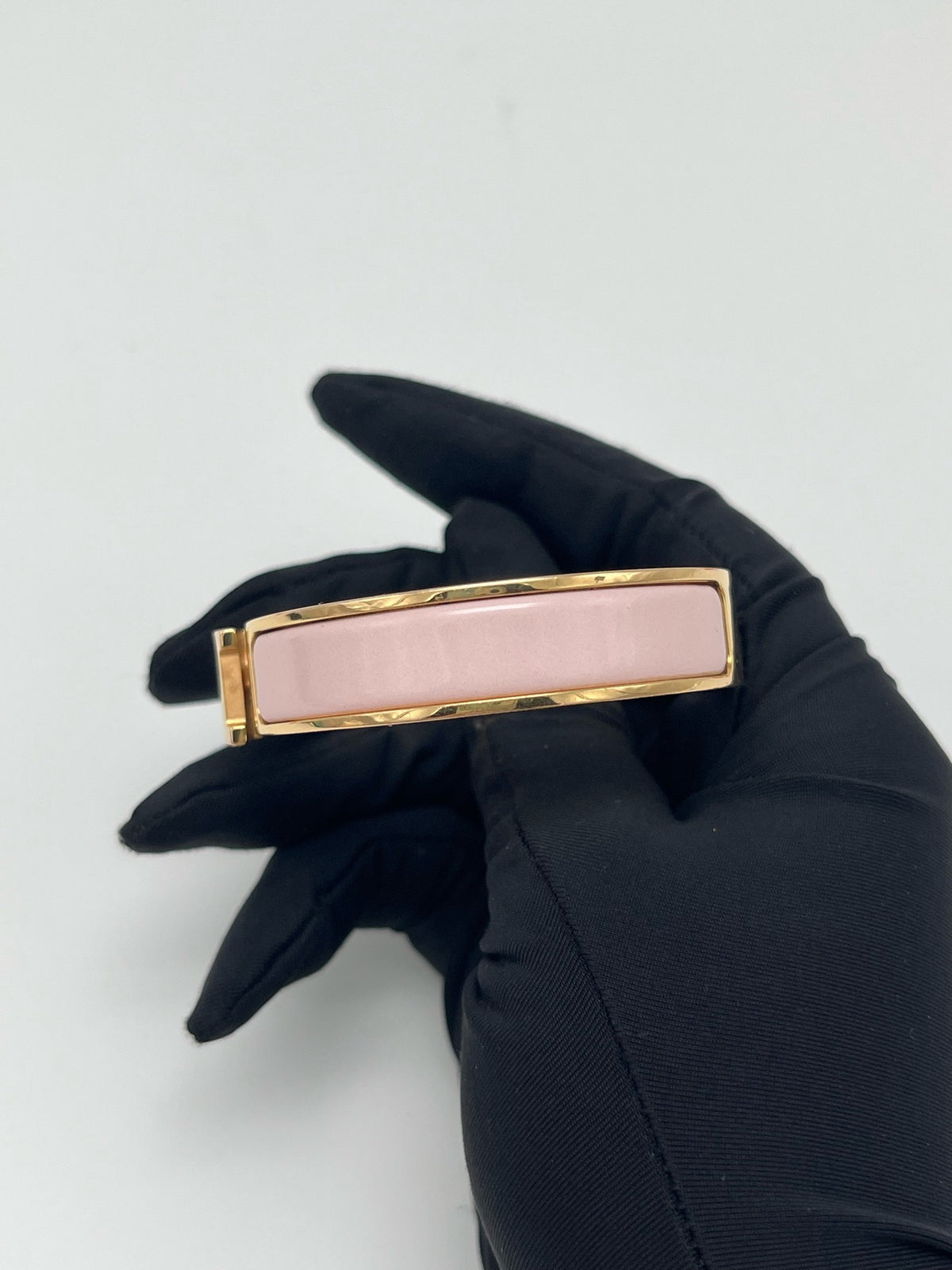 Hermes - Clic H - Gold-plated metal with pink enamel. - Multicolour