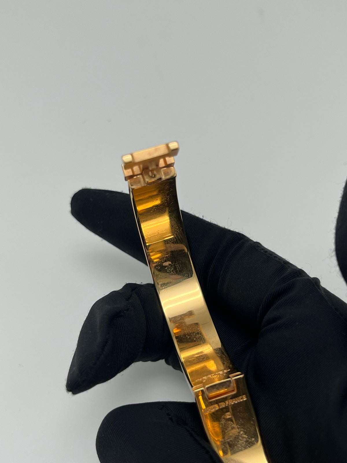 Hermes - Clic H - Gold-plated metal with pink enamel. - Multicolour