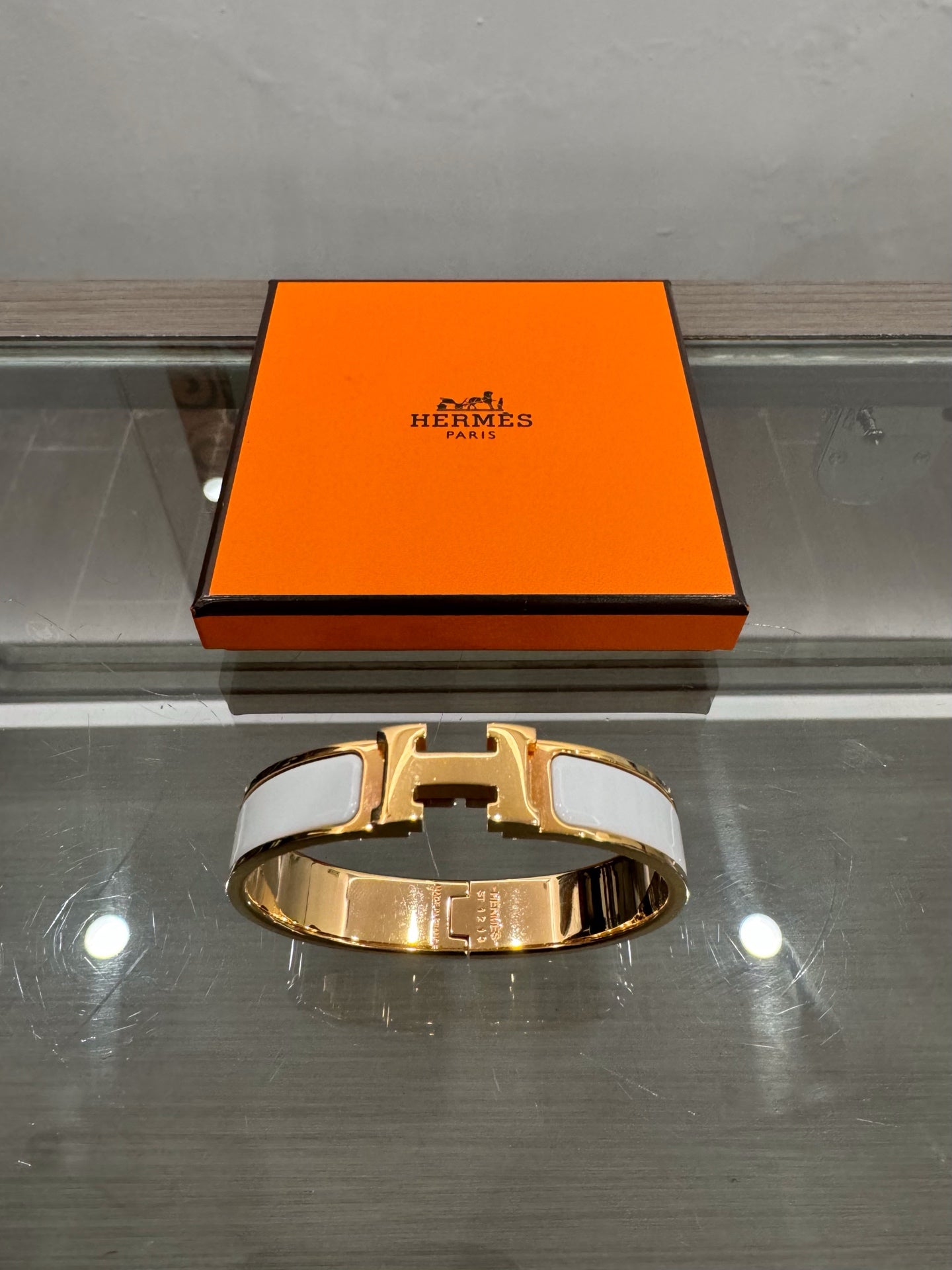 Hermès - Clic H - Gold plated - White - (PM)