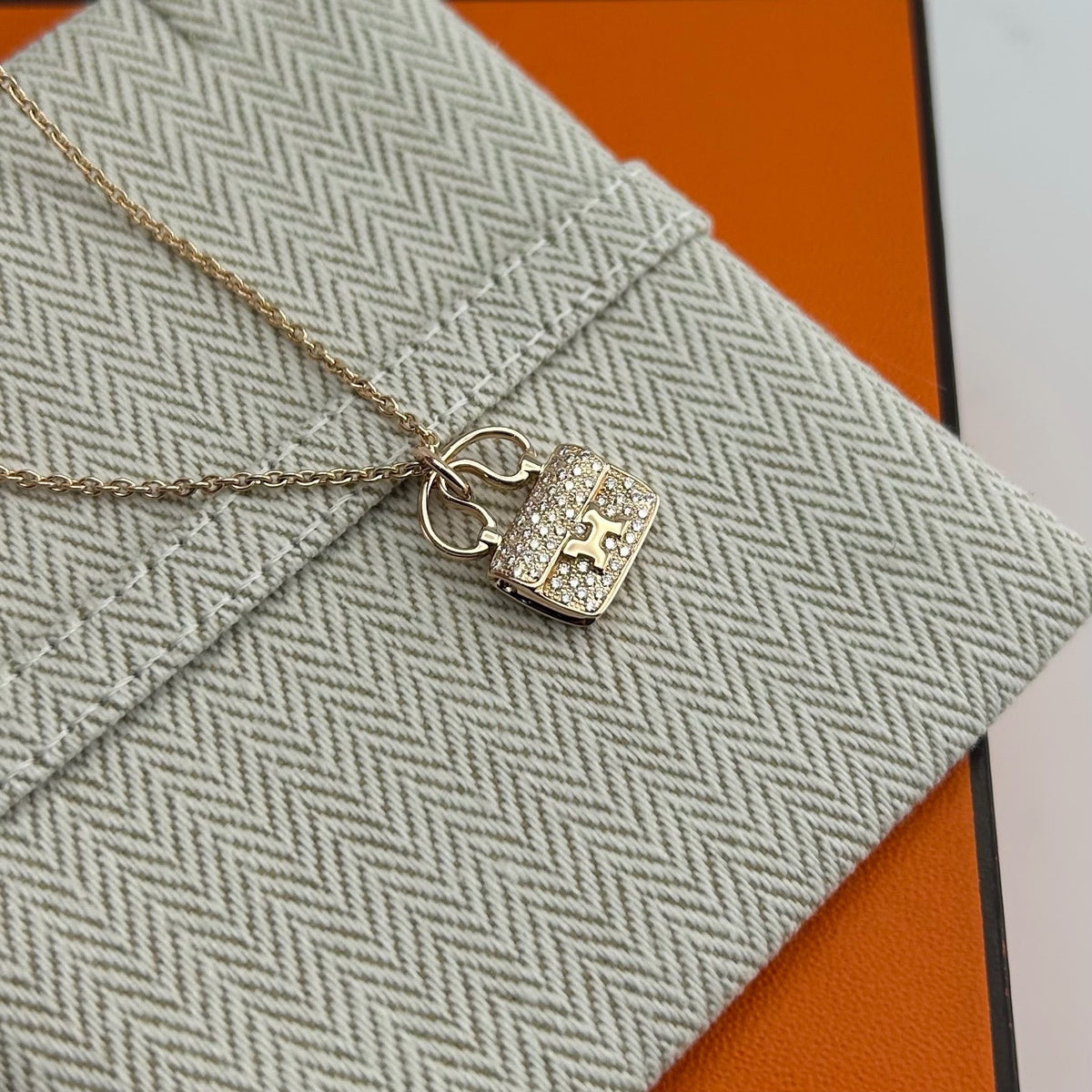 Hermès - Constance - Pink gold - Gold