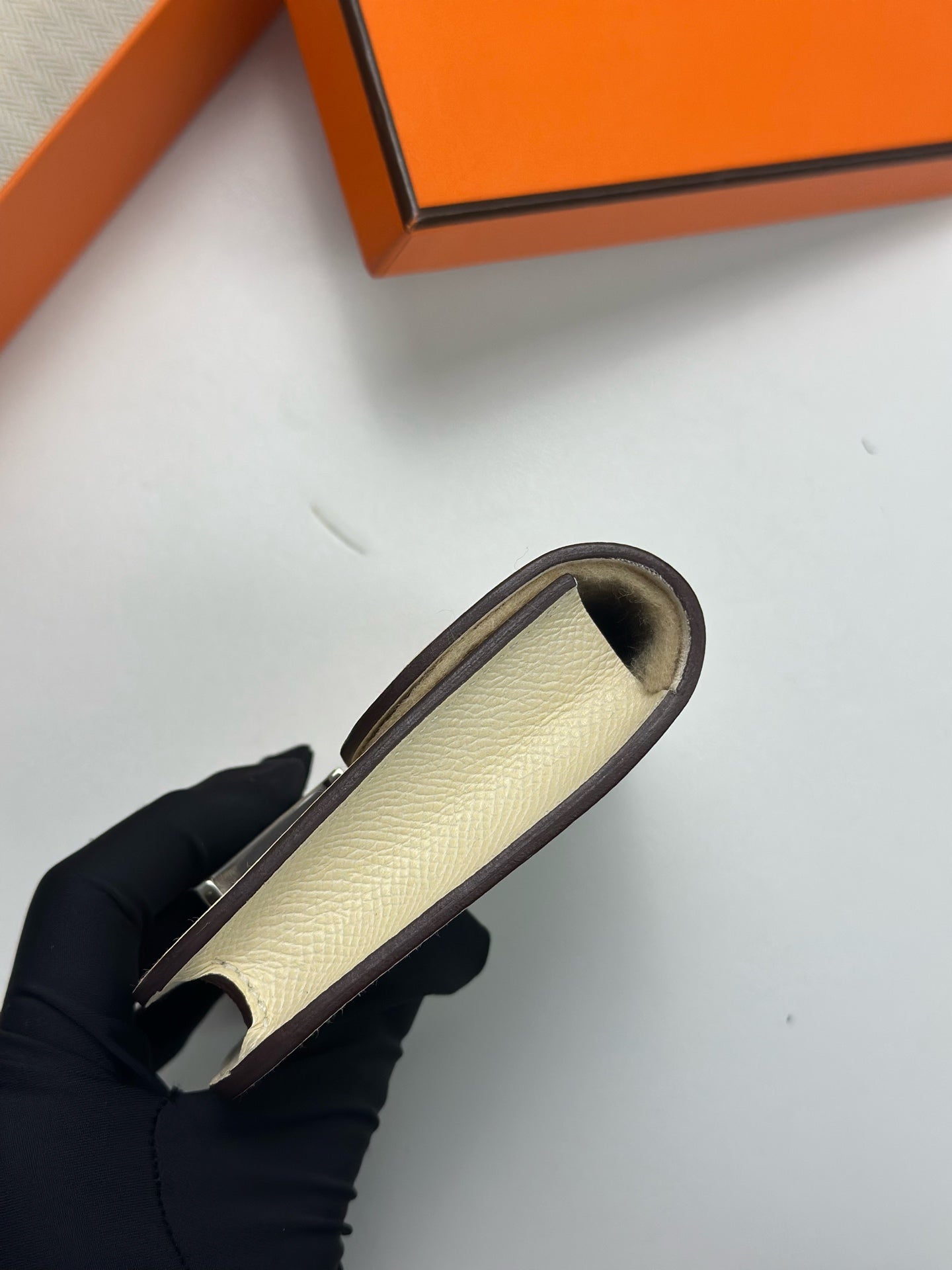 Hermès - Constance Slim - Leather - Beige - (mini)