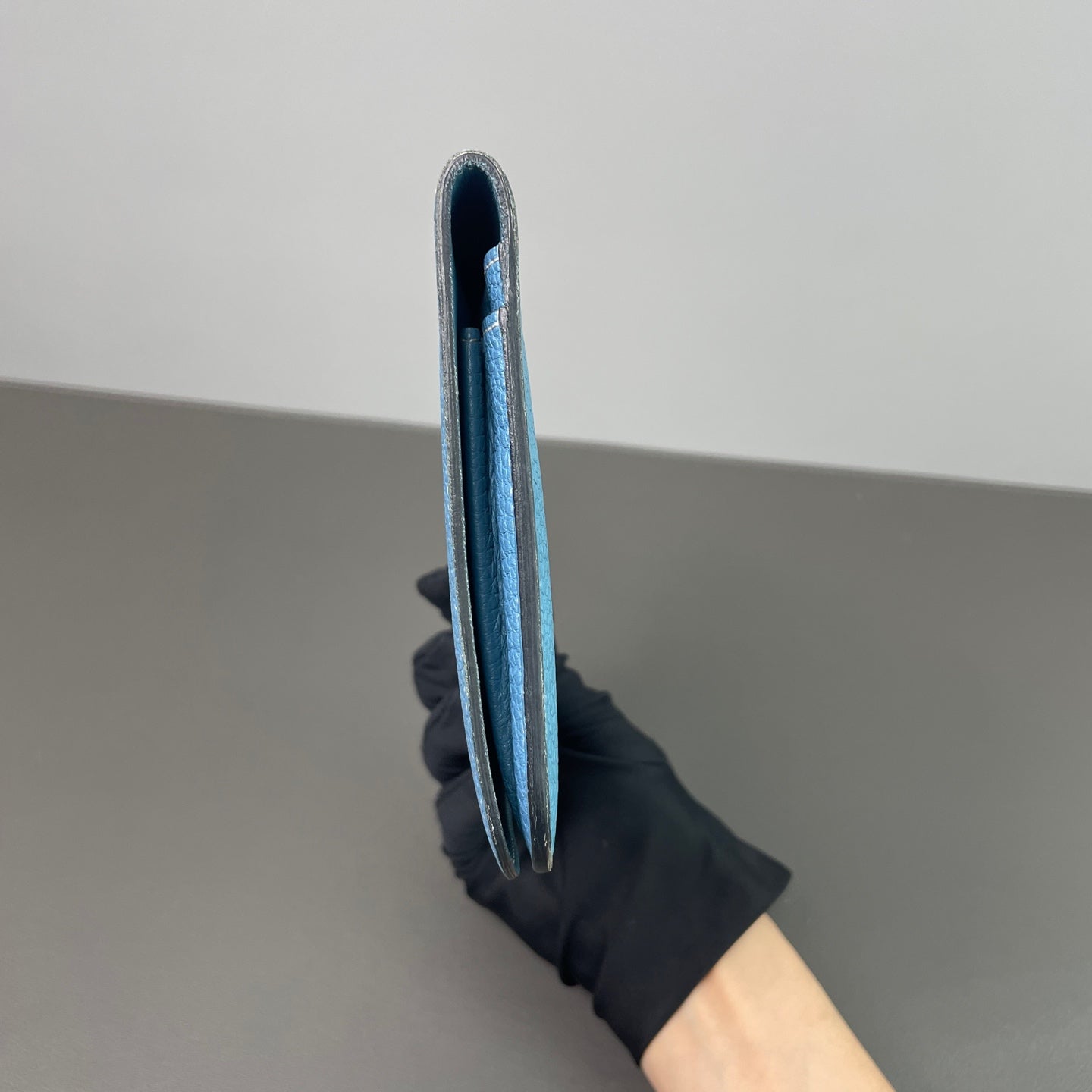 Hermès - Dogon - Leather - Blue - (medium)