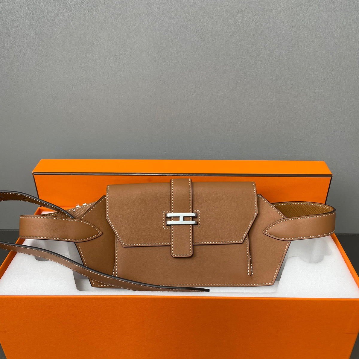 Hermes - Elan Pocket 24 M - Leather - Brown - (medium)
