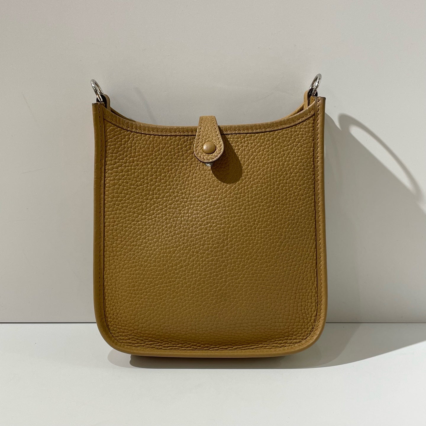 Hermès - Evelyne 16 - Clemence leather - Biscuit - (mini)