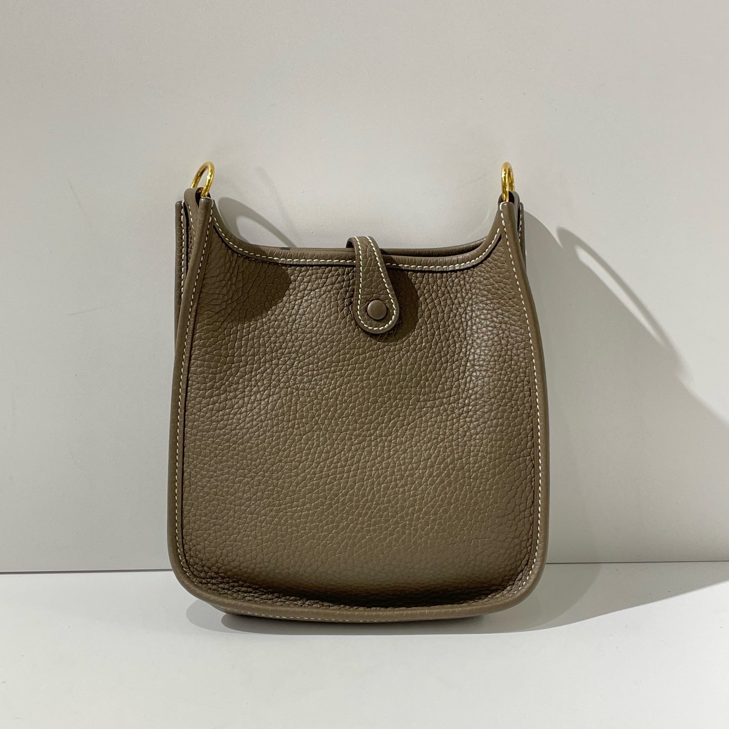 Hermès - Evelyne 16 - Taurillon Clemence leather - Elephant Grey with Gold-Tone Hardware - (mini)