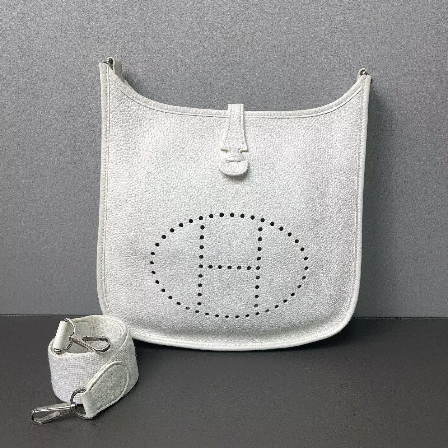 Hermès - Evelyne 29 - Clemence leather - White - (Medium)