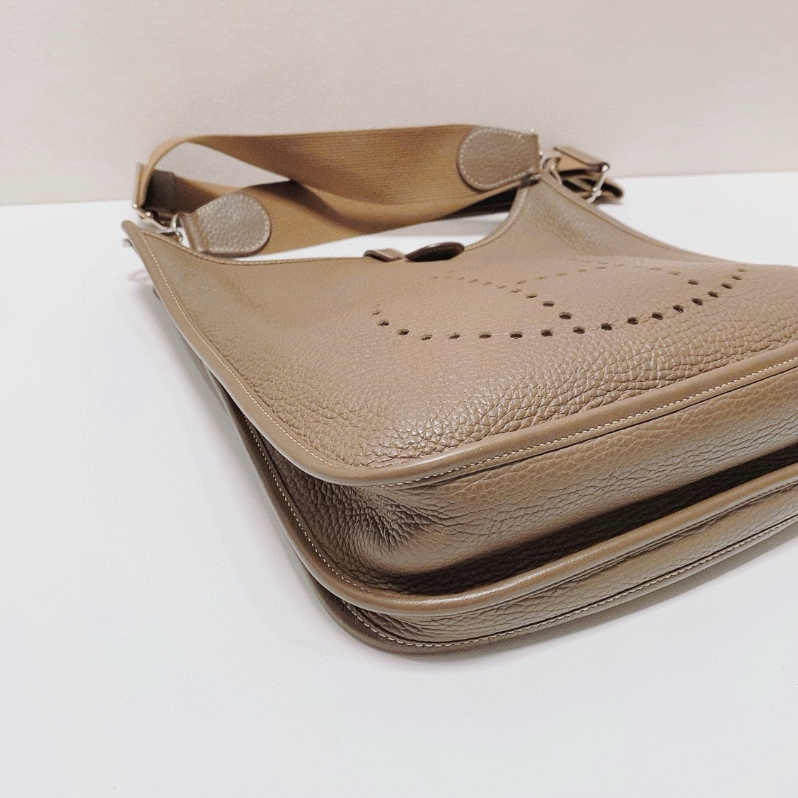 Hermès - Evelyne 29 - Taurillon Clemence leather - Elephant Grey with Silver-Tone Hardware - (Medium)