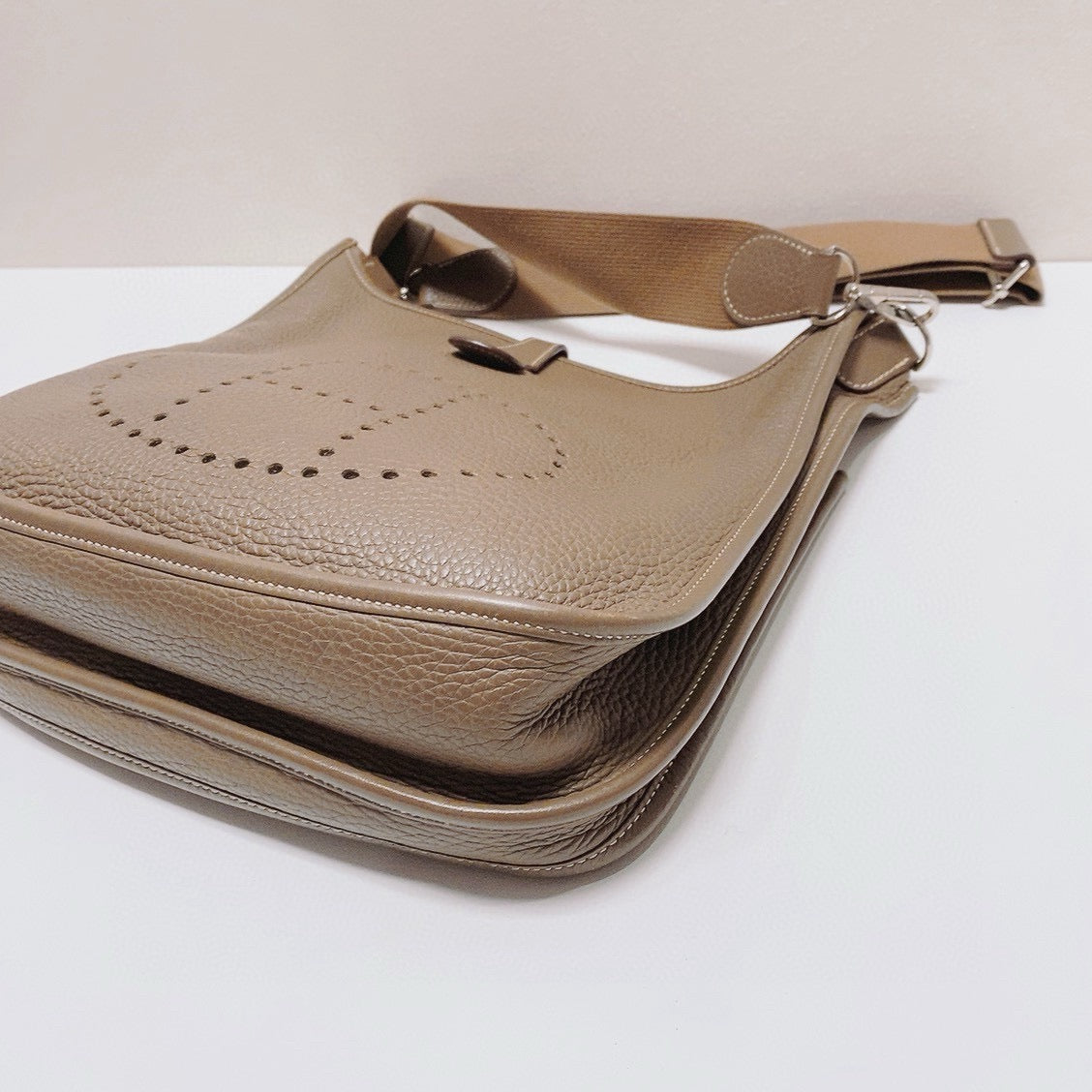 Hermès - Evelyne 29 - Taurillon Clemence leather - Elephant Grey with Silver-Tone Hardware - (Medium)