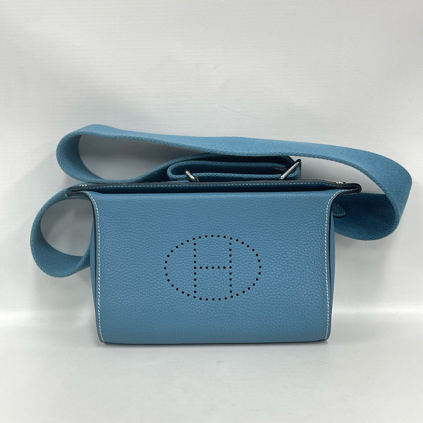 Hermès - Evelyne III - Togo leather - Blue - (mini)