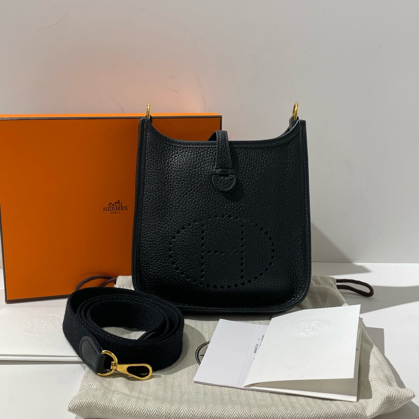 Hermès - Evelyne - Leather - Black - (mini)