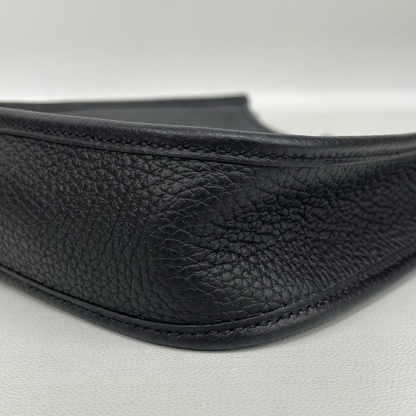 Hermes - Evelyne - Leather - Black - (mini)