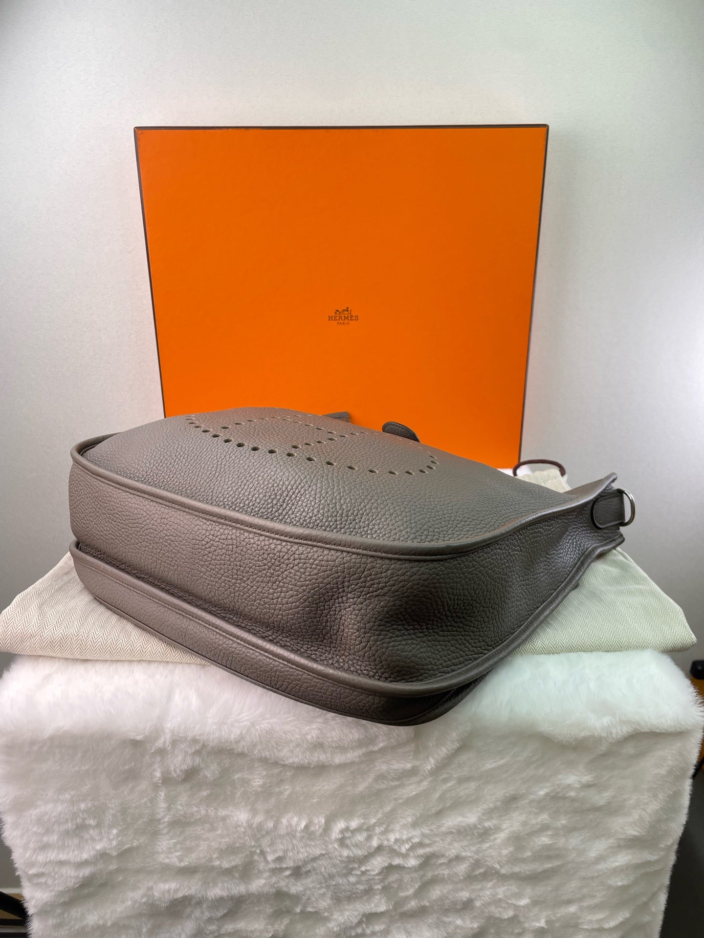 Hermès - Evelyne - Leather - Grey - (medium)