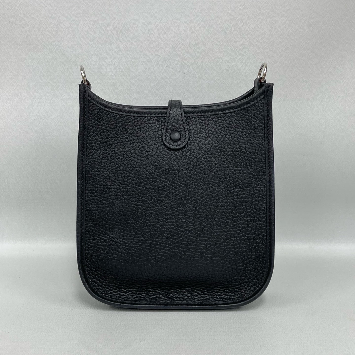 Hermès - Evelyne Mini 16 - Togo leather - Black with Silver-Tone Hardware - (mini)