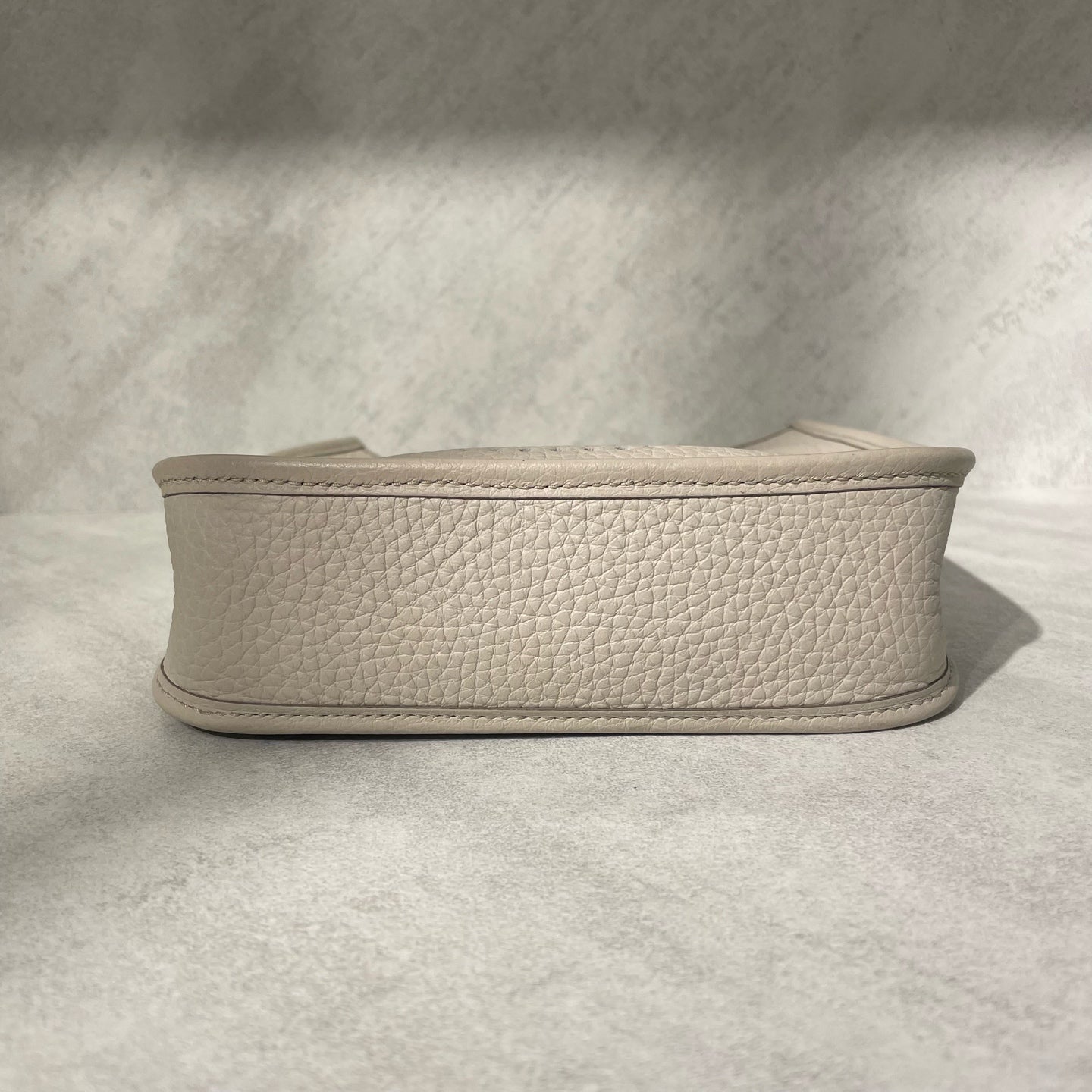 Hermès - Evelyne Mini (TPM) - Taurillon Clemence leather - Milkshake White with Gold-Tone Hardware - (Mini)