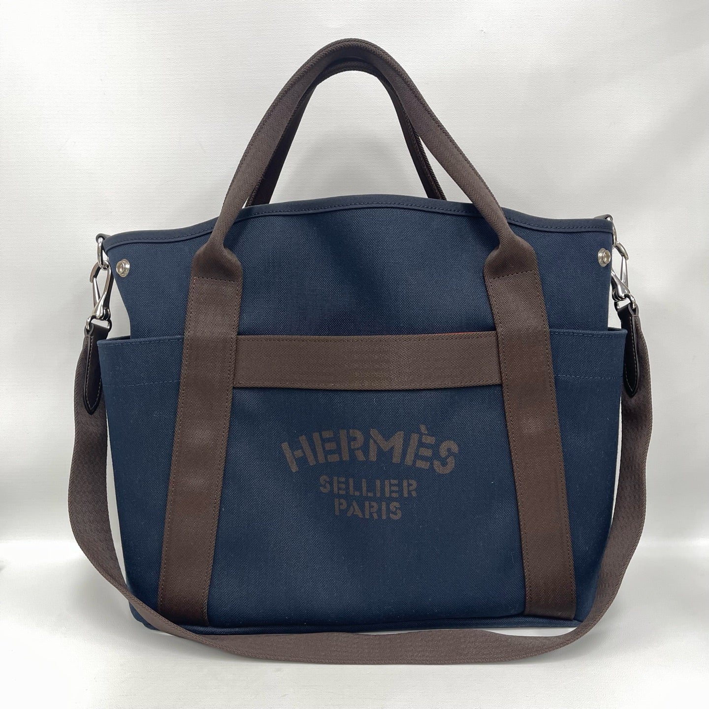 Hermès - Groom Equestrian Bag - Canvas with Leather Trim - Navy Blue with Brown and Orange Accents - (medium)