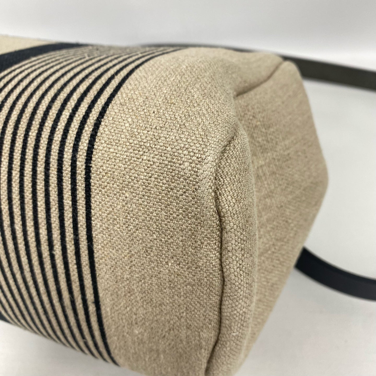 Hermes - Herbag 31 - Canvas and leather - Beige and Black - (Medium)
