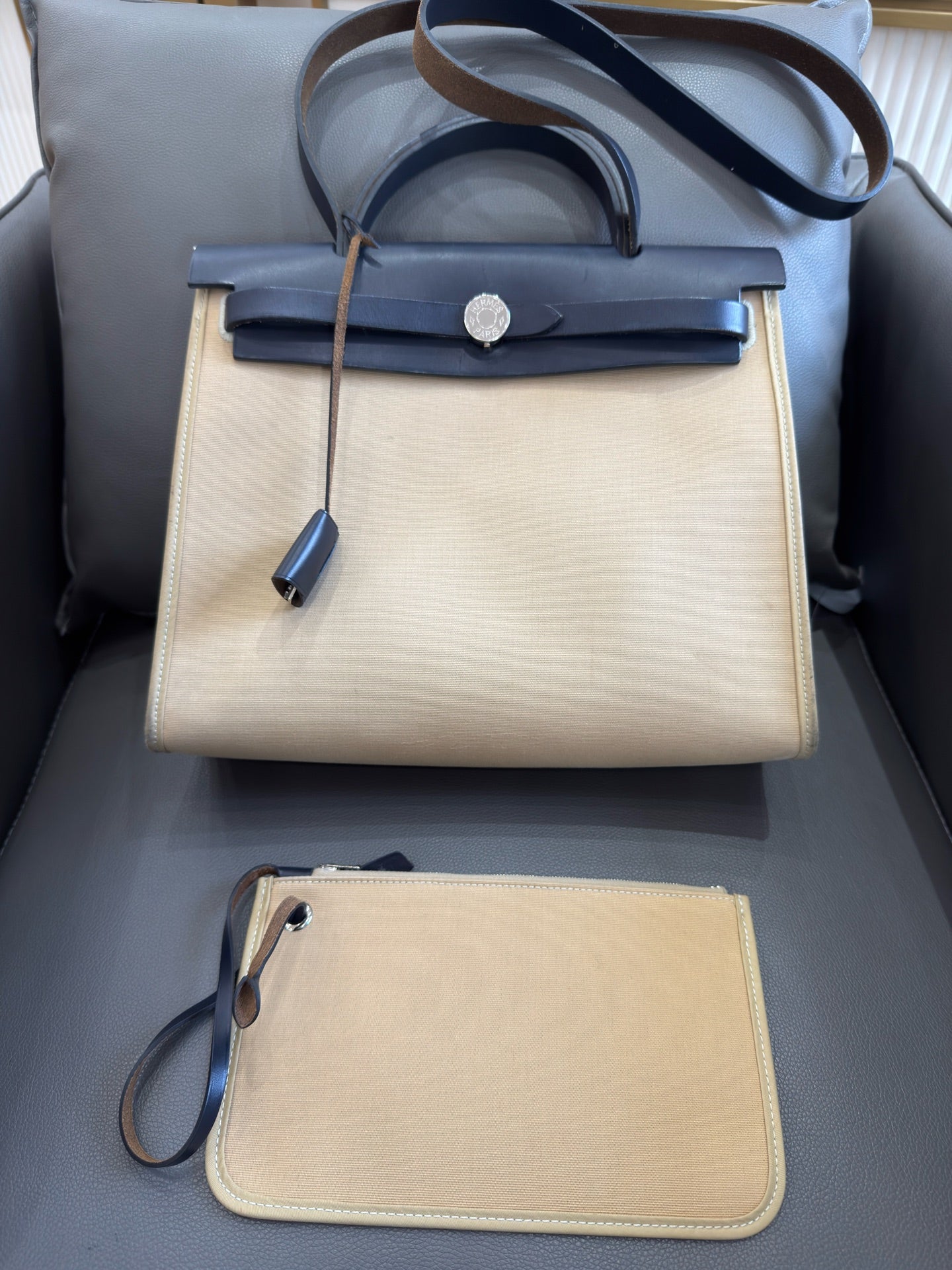 Hermès - Herbag 31 - Canvas and Leather - Beige and Navy - (Medium)