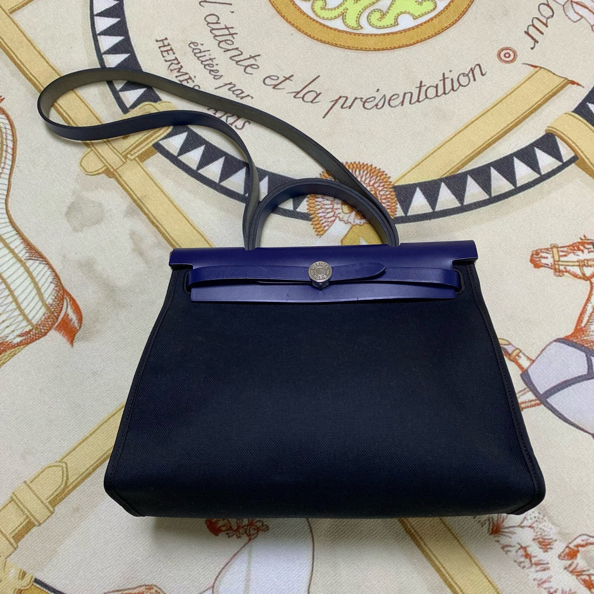Hermes - Herbag 31 - Cloth - Navy - (Medium)