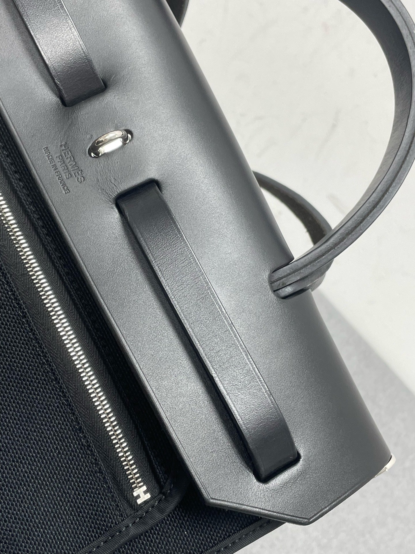 Hermes - Herbag 31 - Leather - Black - (medium)