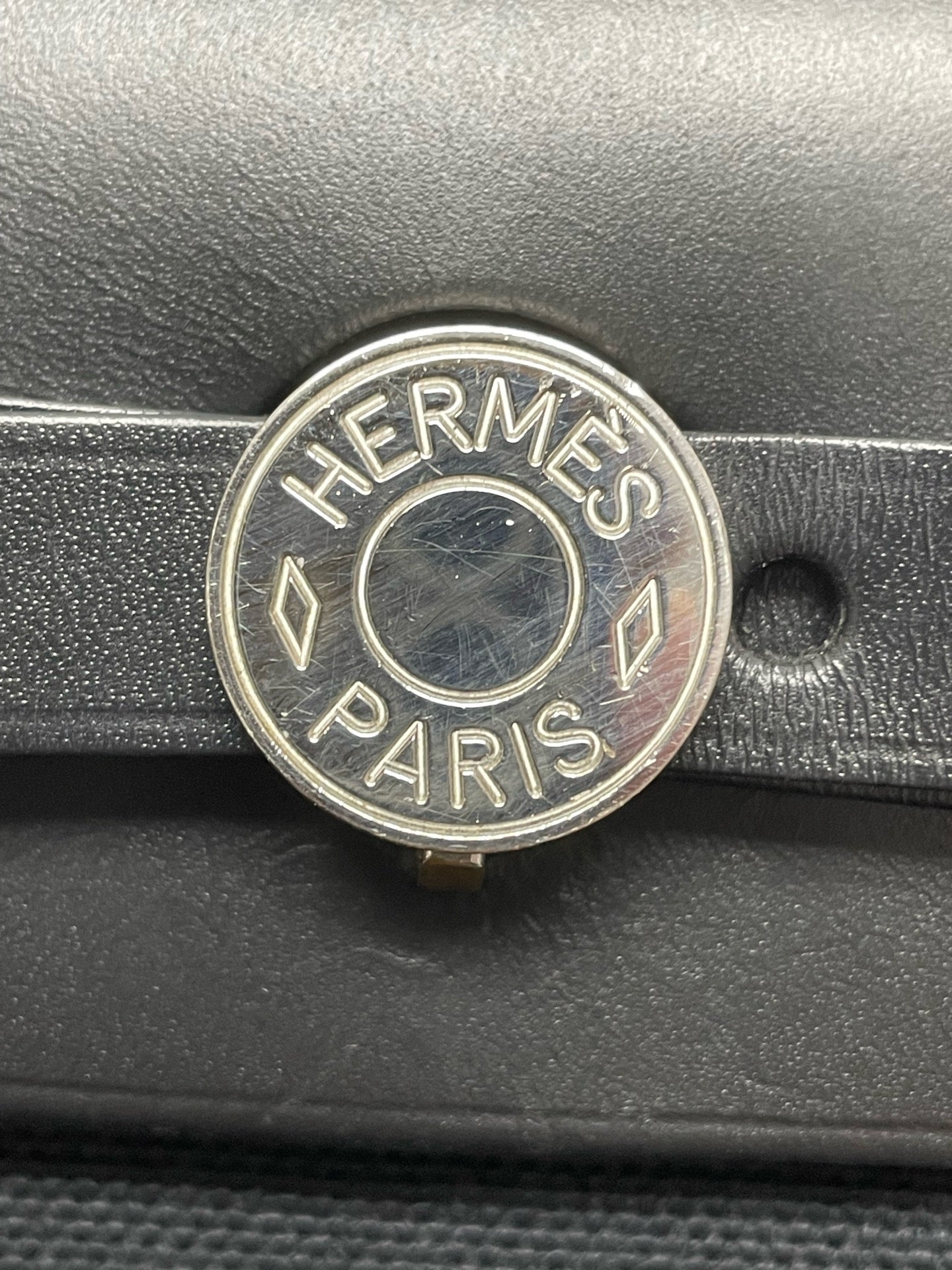 Hermes - Herbag 31 - Leather - Black - (medium)